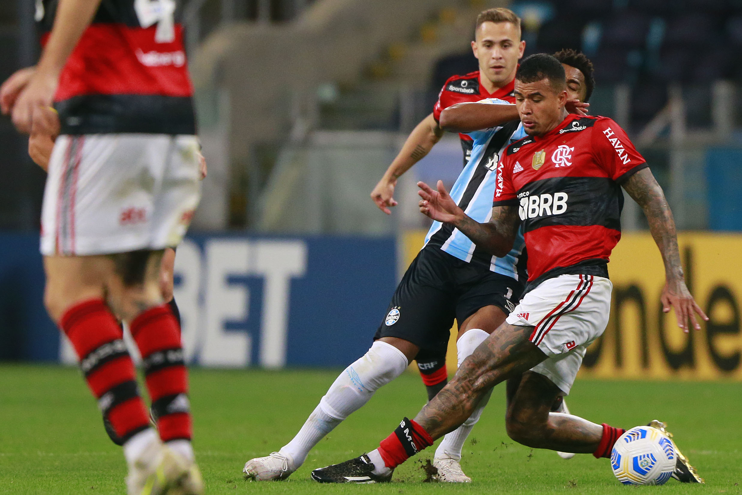 Gremio v Flamengo - Brasileirao 2021