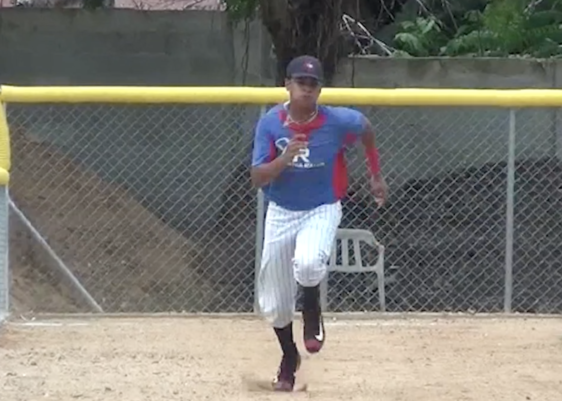 Samuel Muñoz is a 3B/OF prospect from the Dominican Republic who is linked the Dodgers for the 2021-2022 international signing period starting January 15.