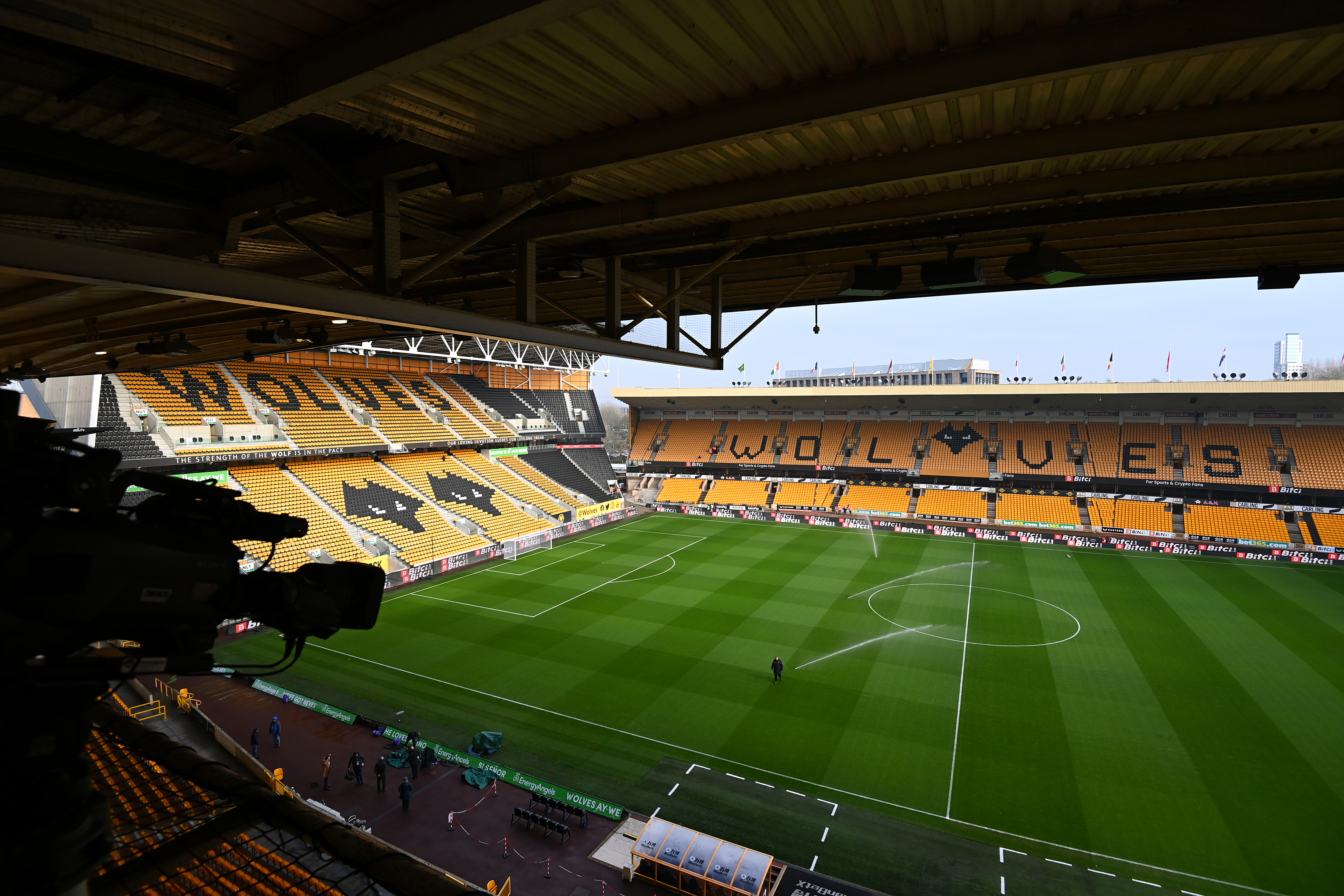 Wolverhampton Wanderers v Southampton - Premier League, preview, team news, injury update, Saints, Wolves, how to watch on tv, where to stream online, free