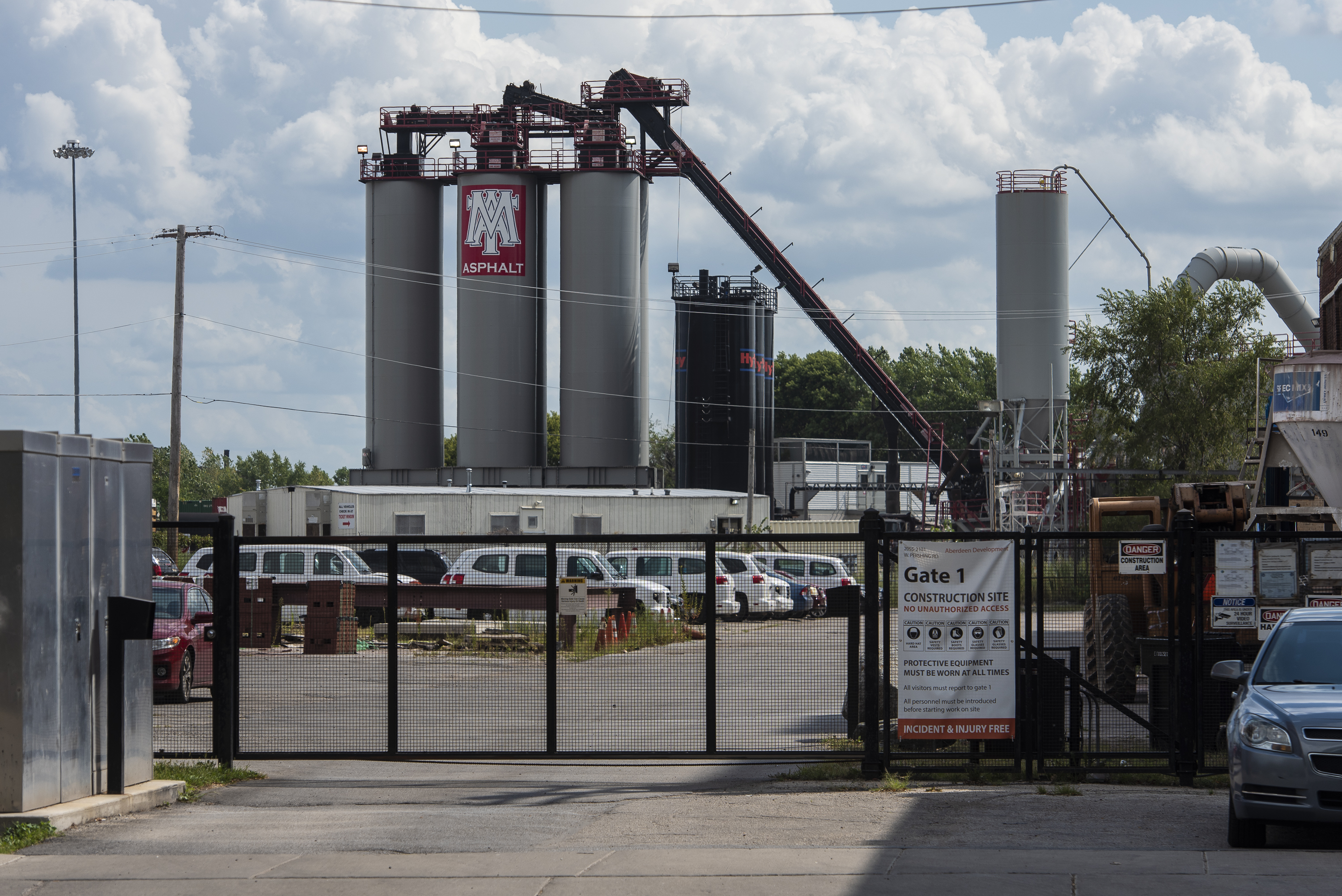 Mayor Lori Lightfoot’s chief sustainability officer cited an asphalt plant that opened directly across from McKinley Park two years ago as an example of an industrial zoning issue that would get more public scrutiny under the mayor’s proposed ordinance.