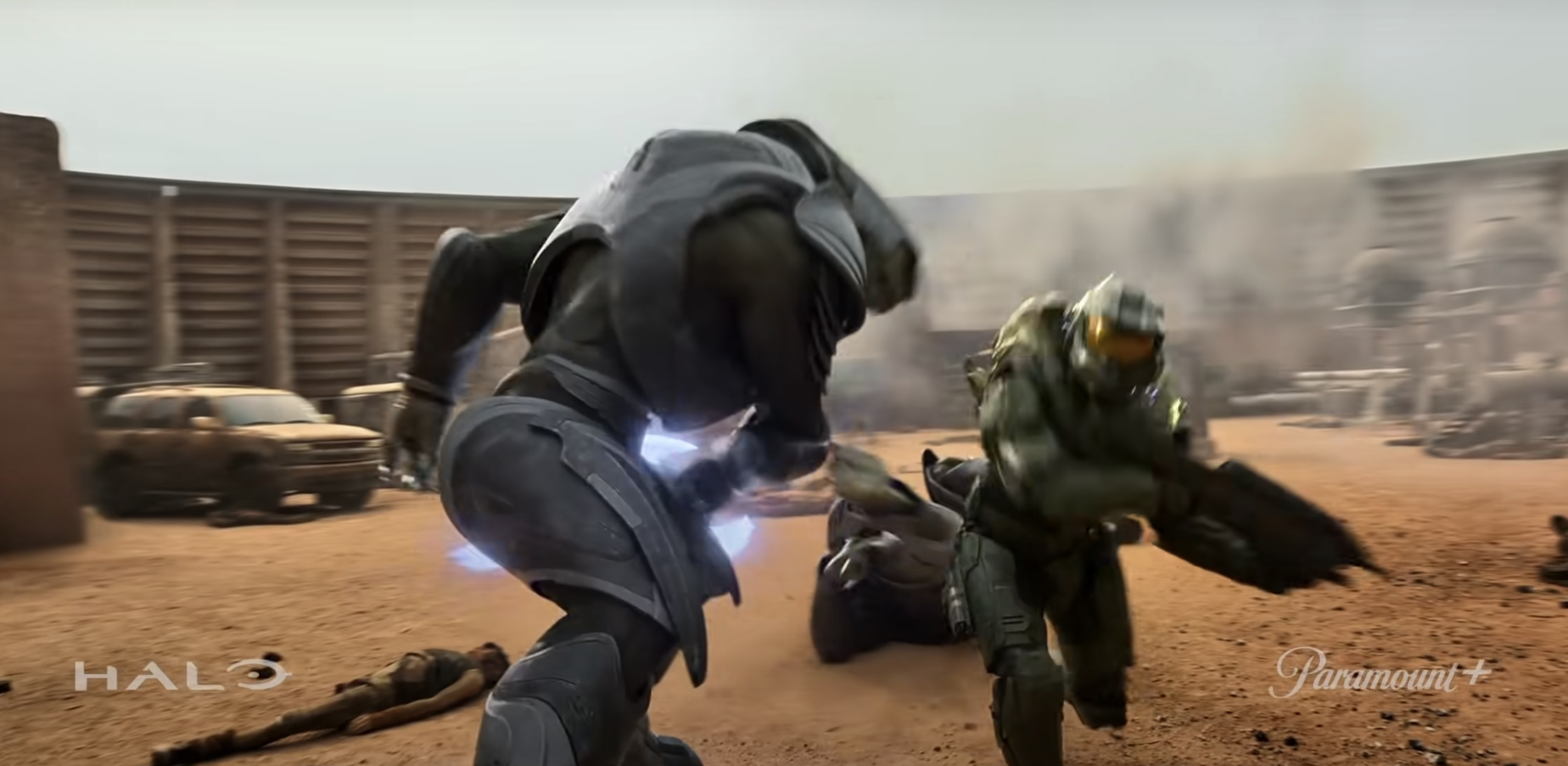 Master Chief fighting an Elite in the Halo TV show trailer