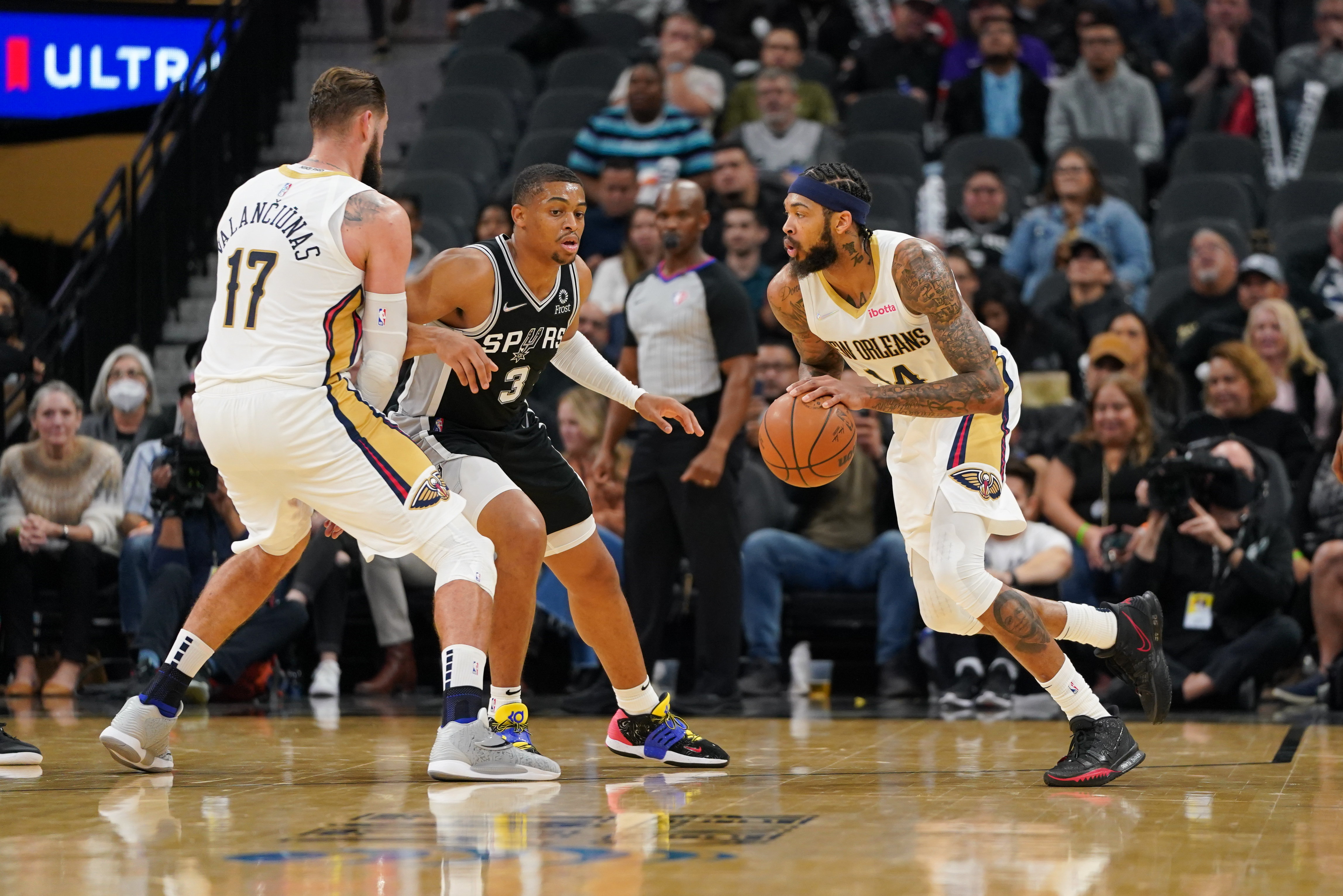 NBA: New Orleans Pelicans at San Antonio Spurs