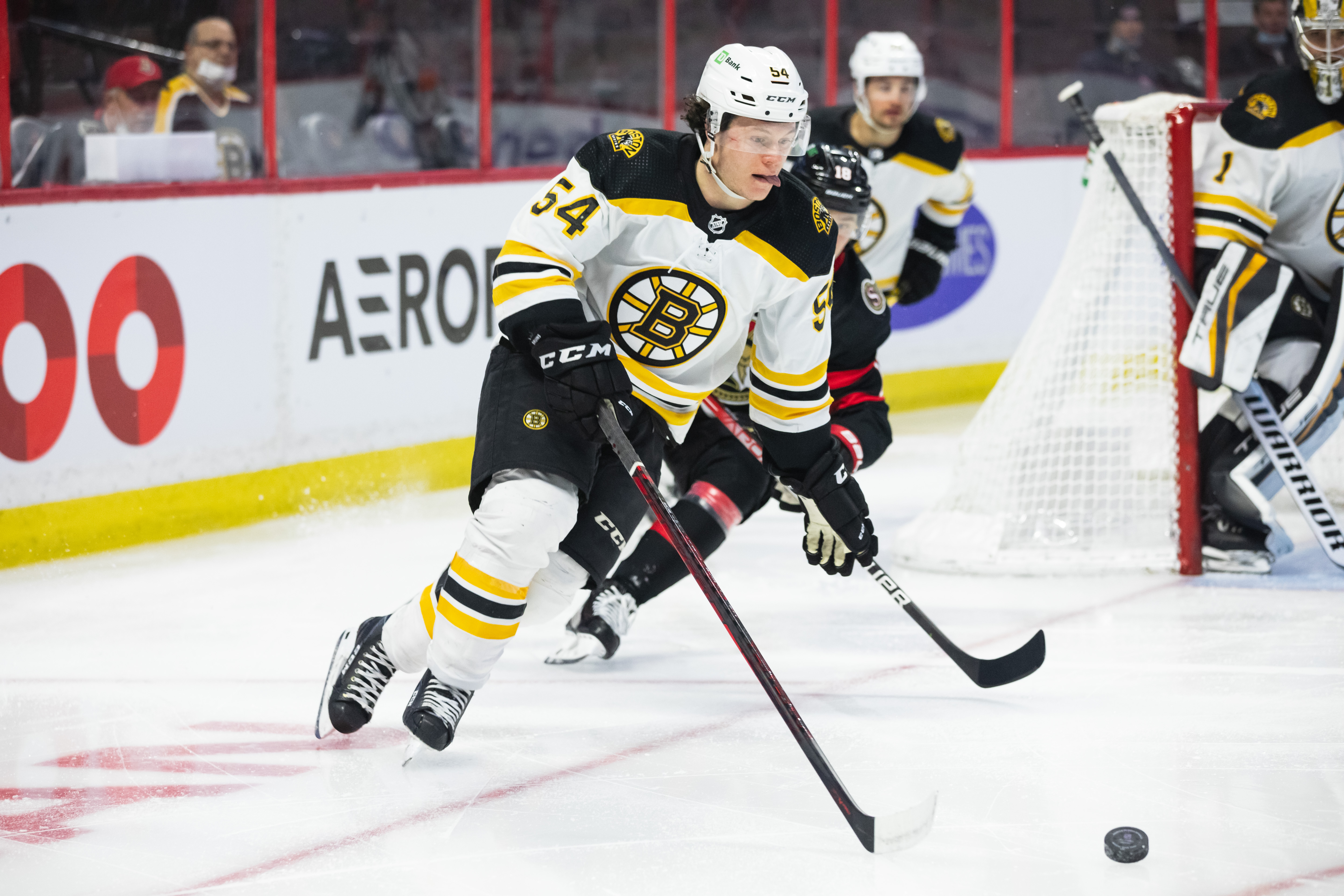 NHL: FEB 12 Bruins at Senators