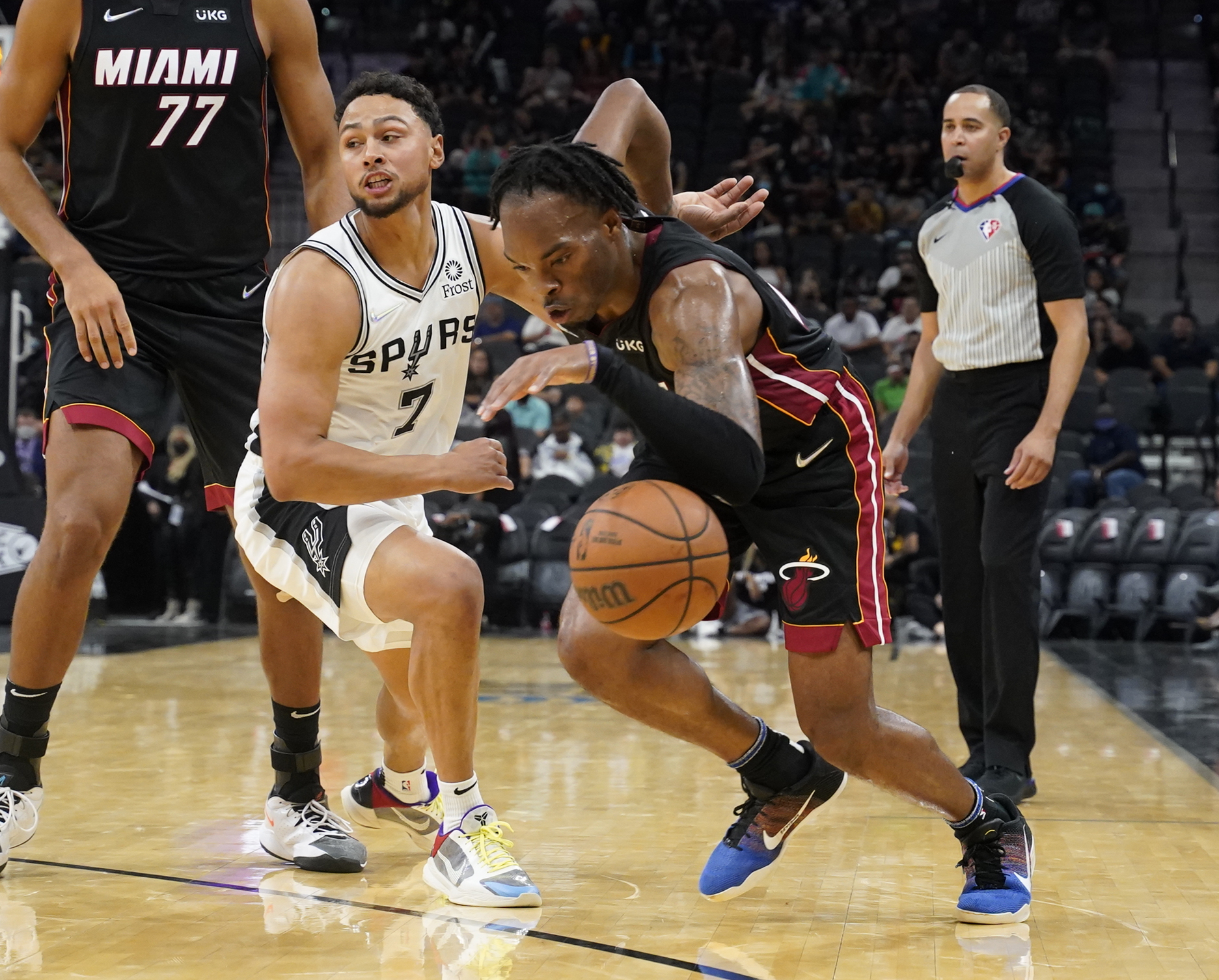 NBA: Preseason-Miami Heat at San Antonio Spurs