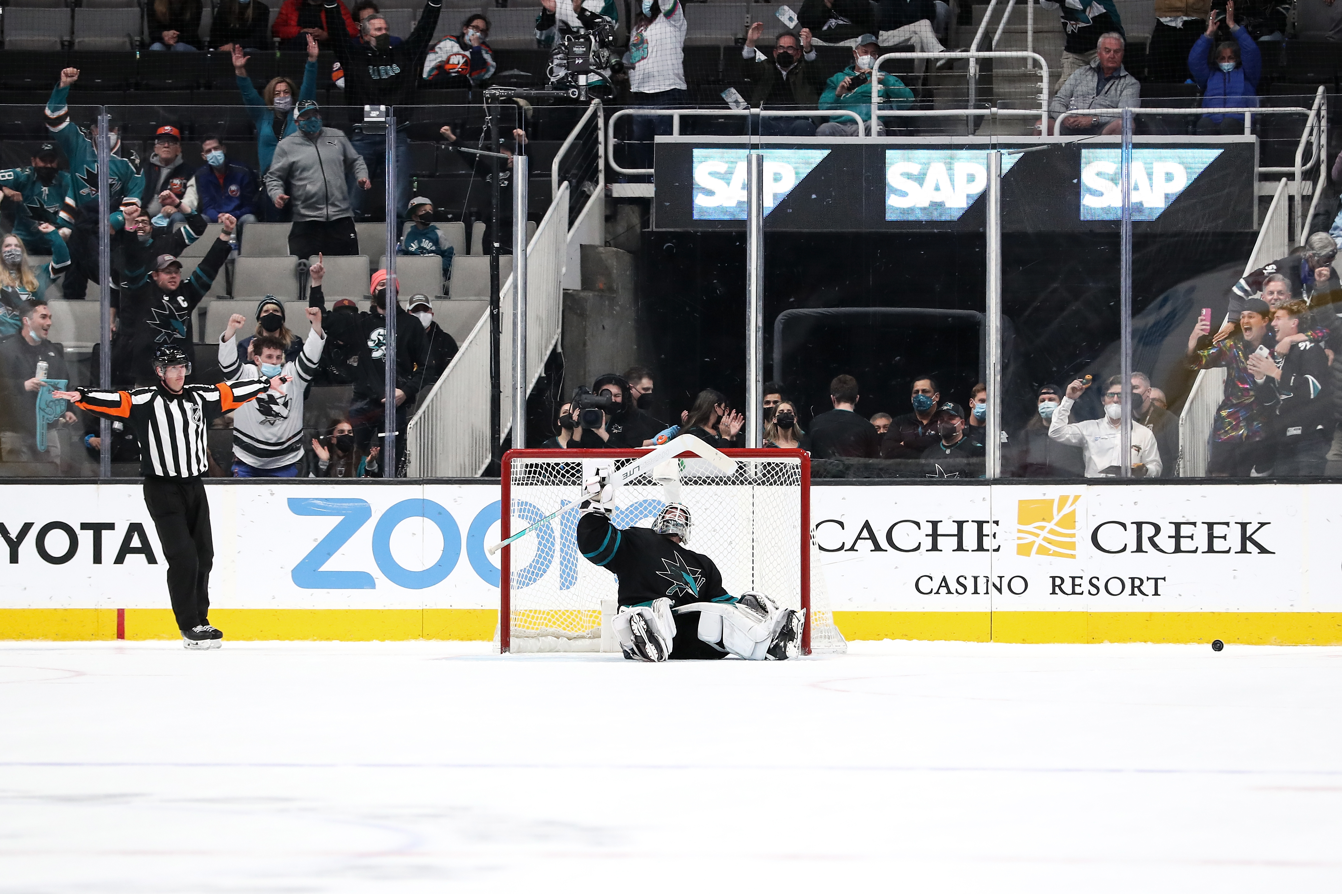 James Reimer #47 of the San Jose Sharks celebrates the shootout win against the New York Islanders at SAP Center on February 24, 2022 in San Jose, California.