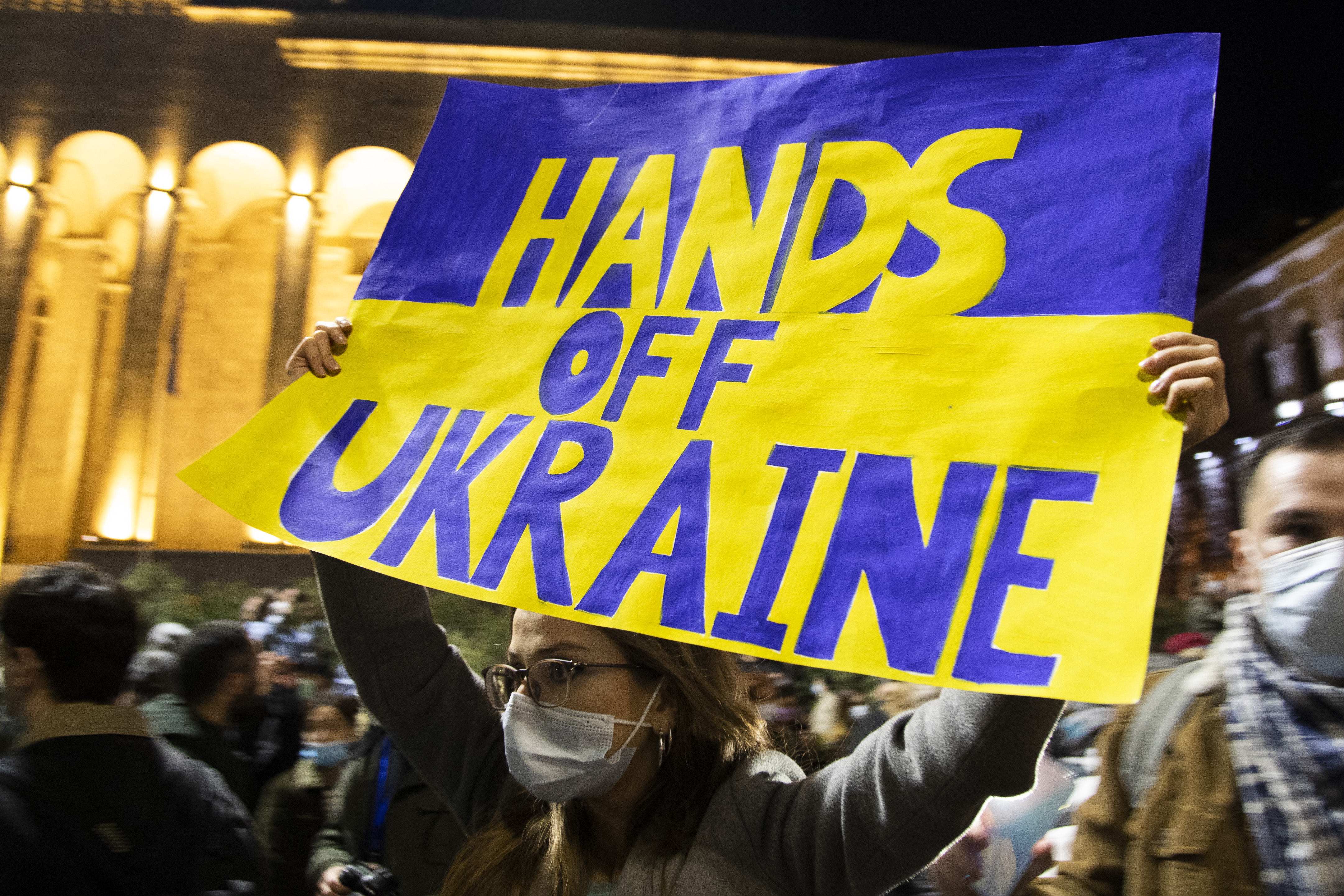 Georgians rally in support of Ukraine...