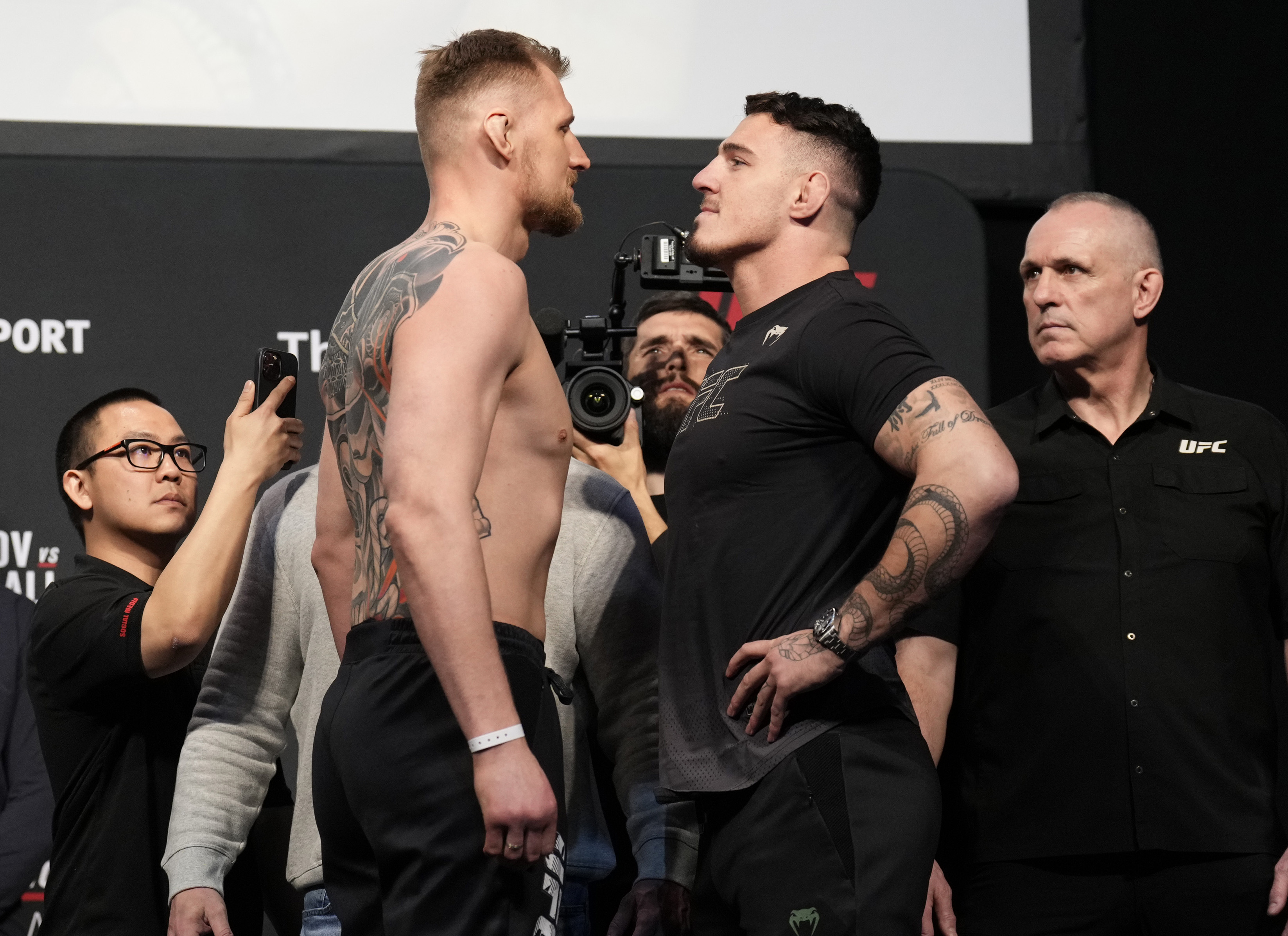Tom Aspinall is favored over Alexander Volkov in the UFC London main event