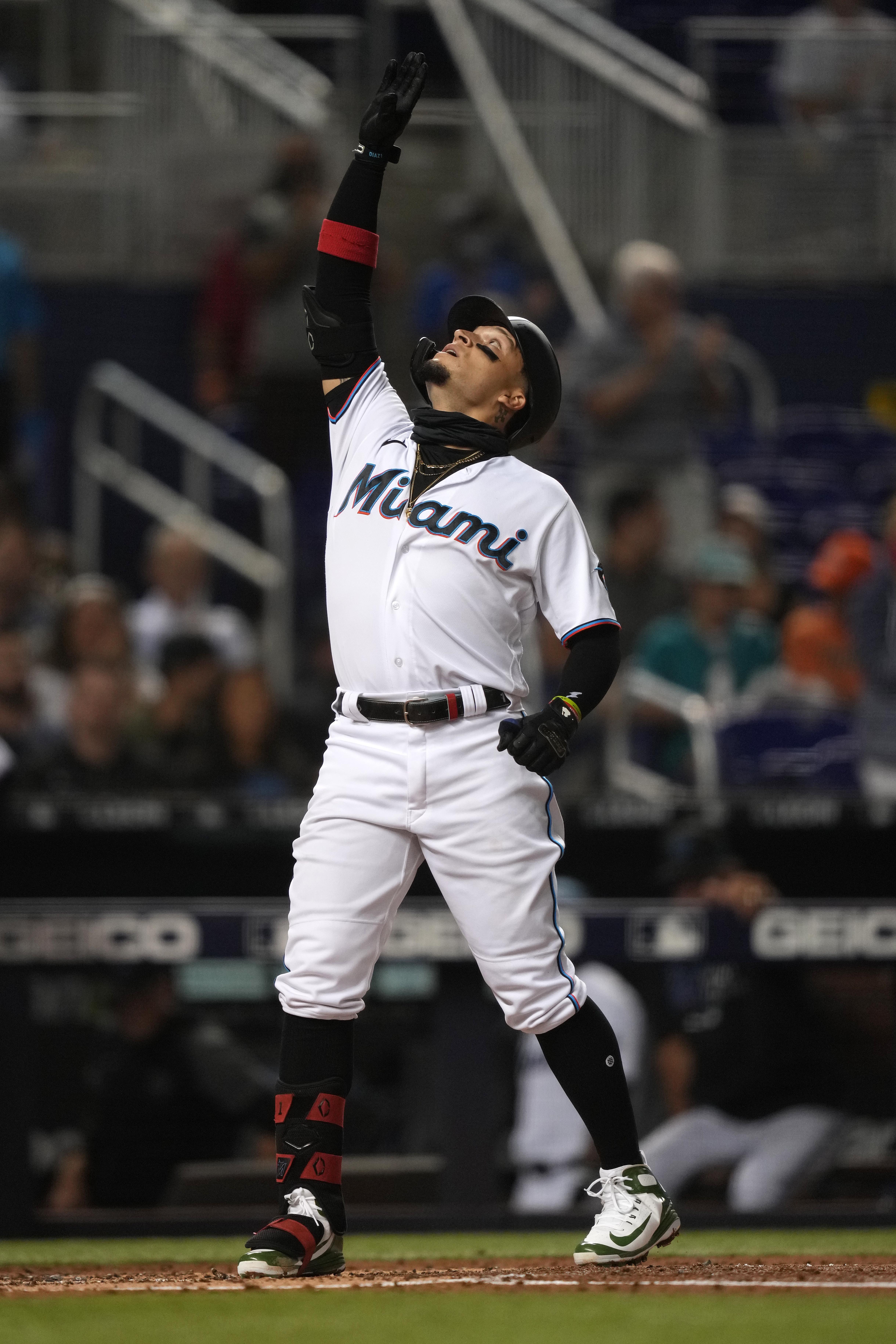 Miami Marlins second baseman Isan Diaz (1) celebrates at the plate after hitting a solo homerun in the 2nd inning against the Atlanta Braves at loanDepot park