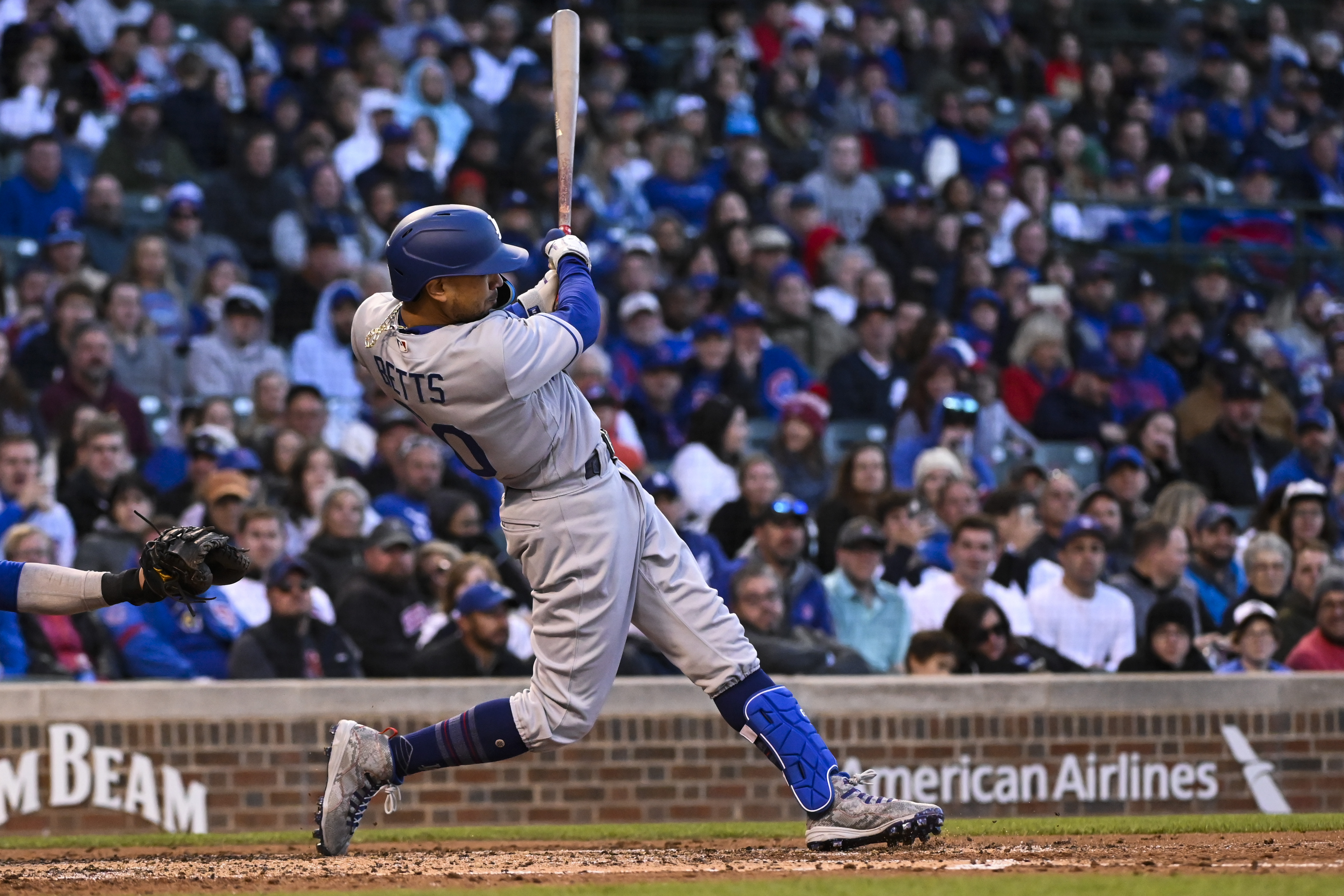 MLB: Game Two-Los Angeles Dodgers at Chicago Cubs