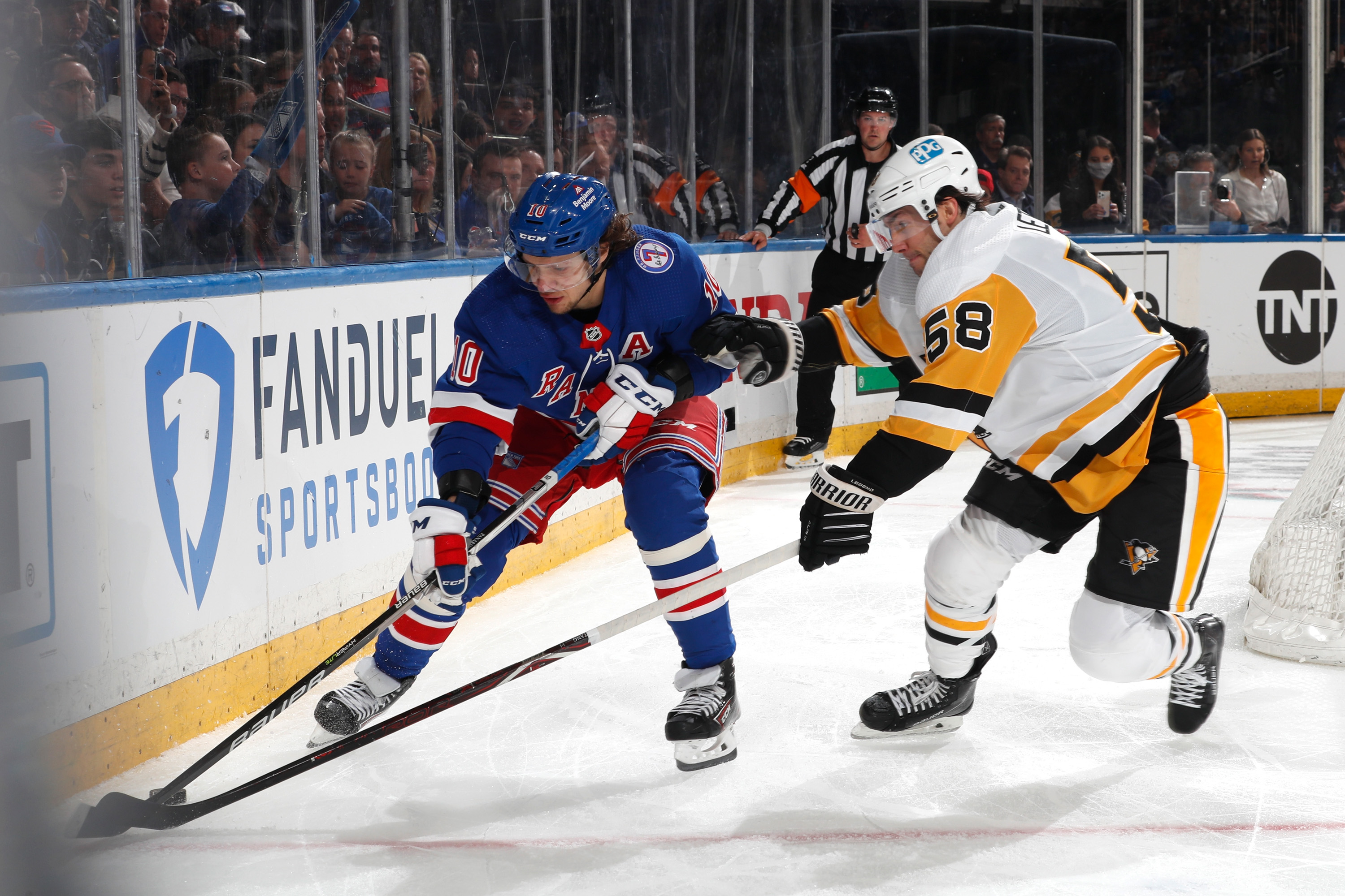 Pittsburgh Penguins v New York Rangers - Game Two