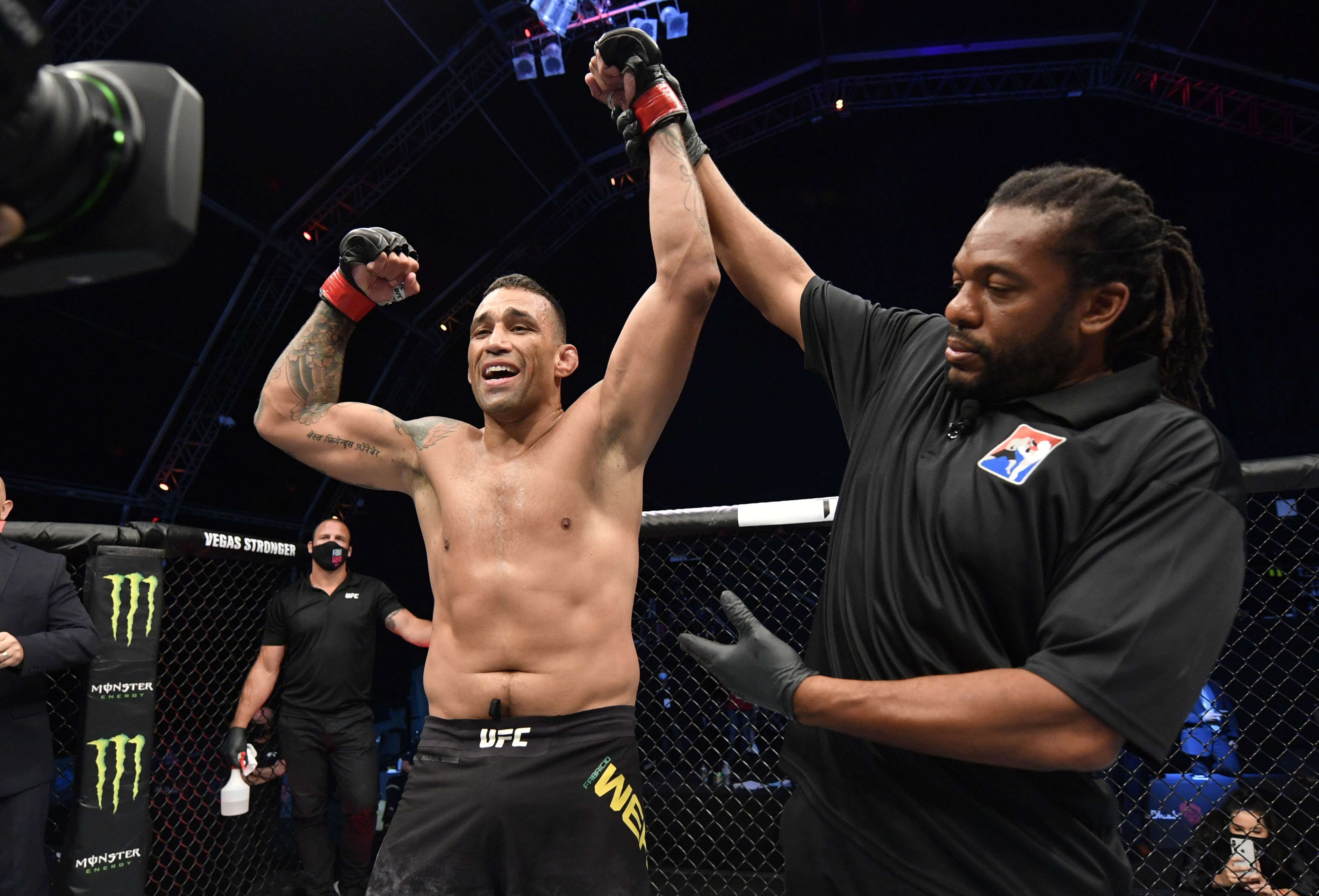 Fabricio Werdum’s fight with Renan Ferreira was ruled a No Contest.