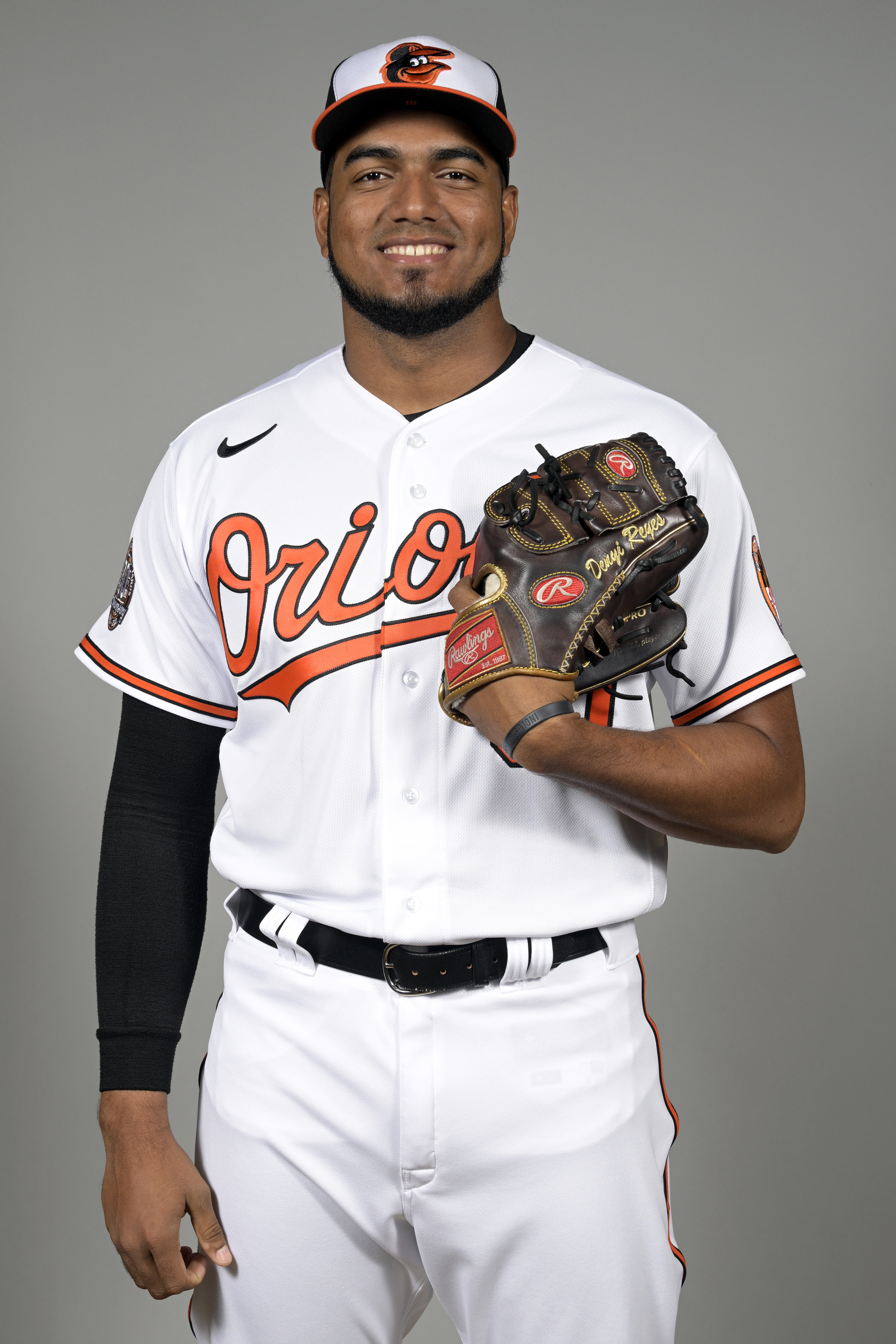 Orioles reliever Denyi Reyes in a spring training uniform