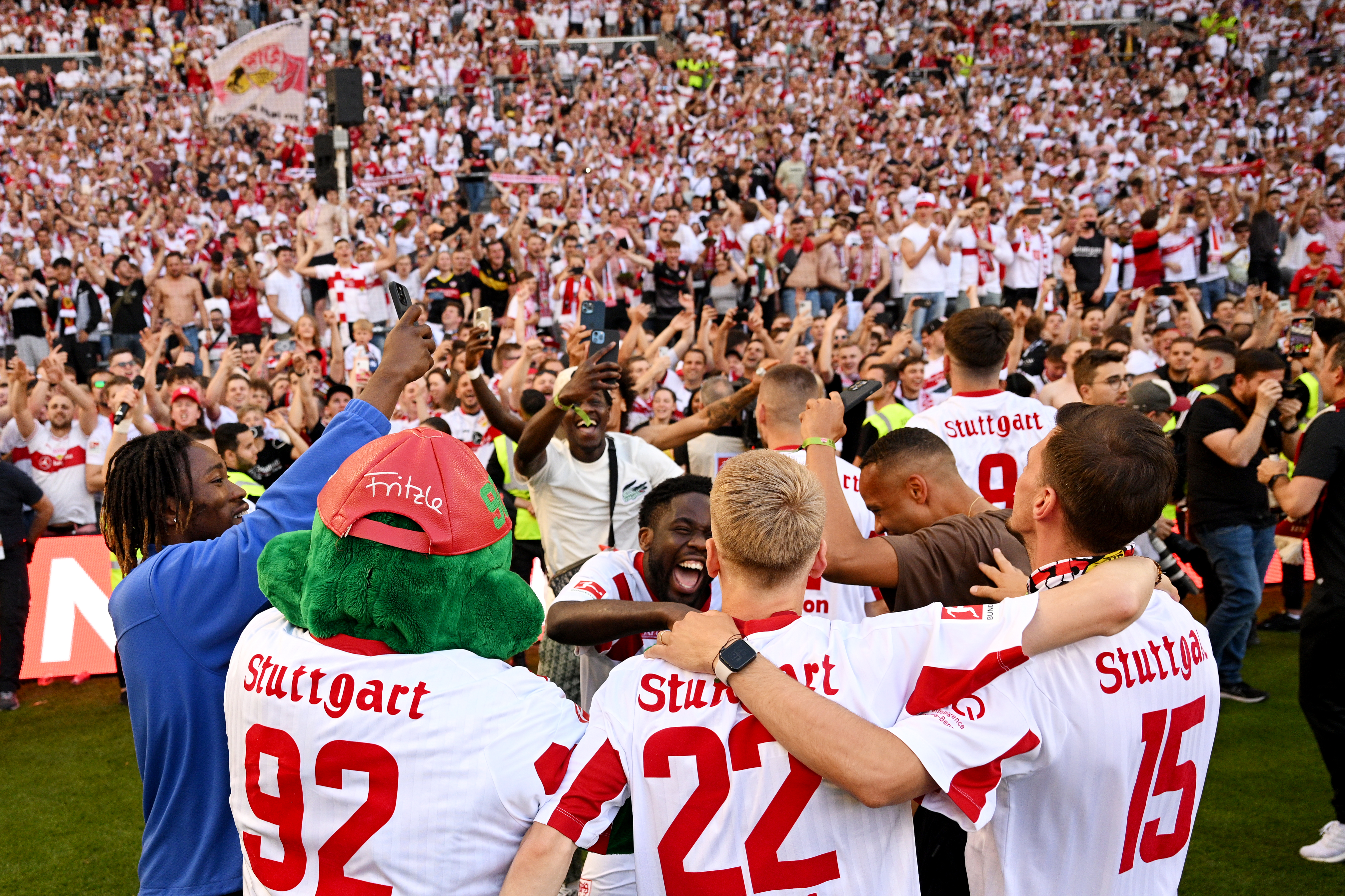 VfB Stuttgart v 1. FC Köln - Bundesliga