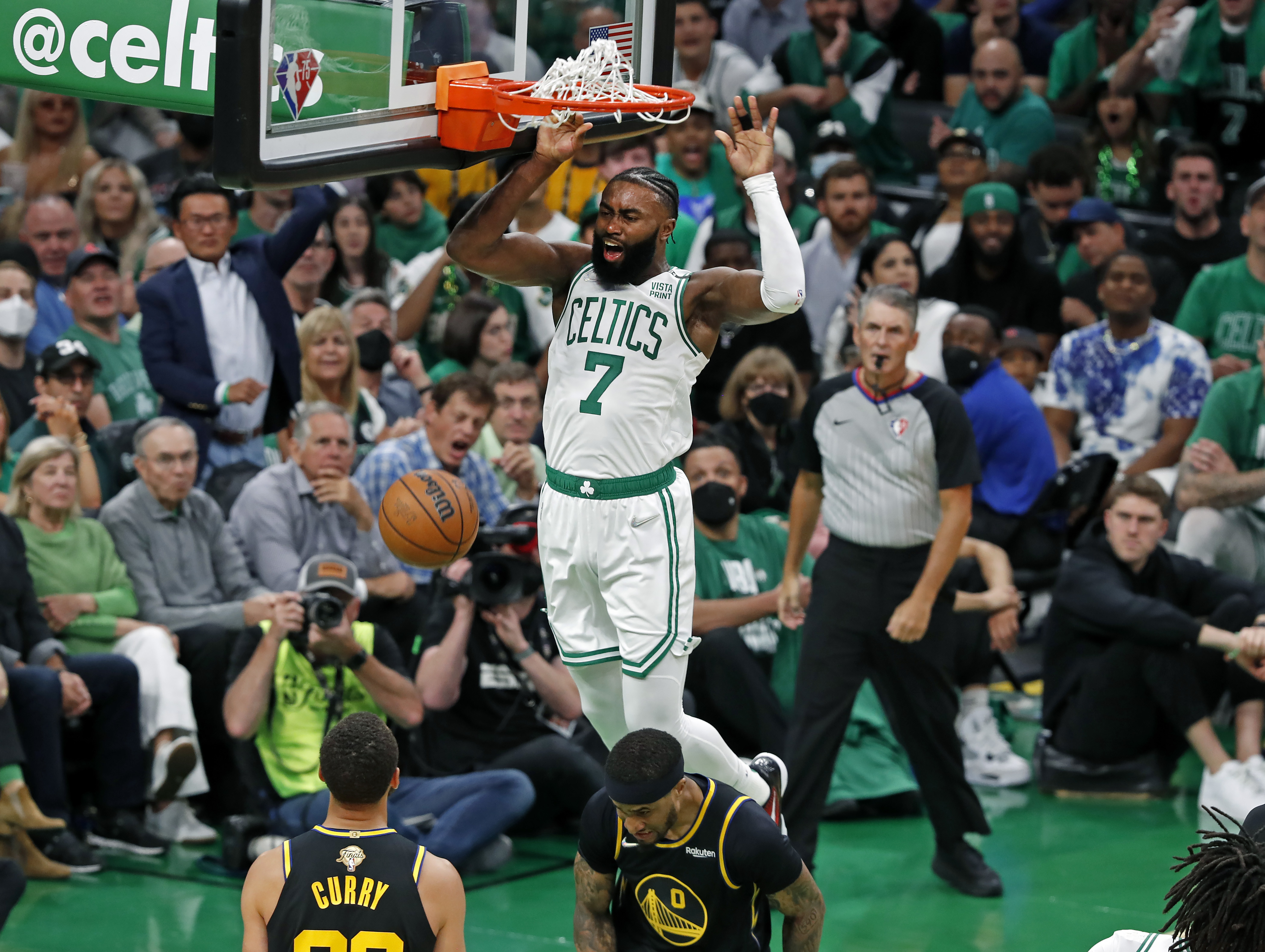 Golden State Warriors Vs Boston Celtics At TD Garden