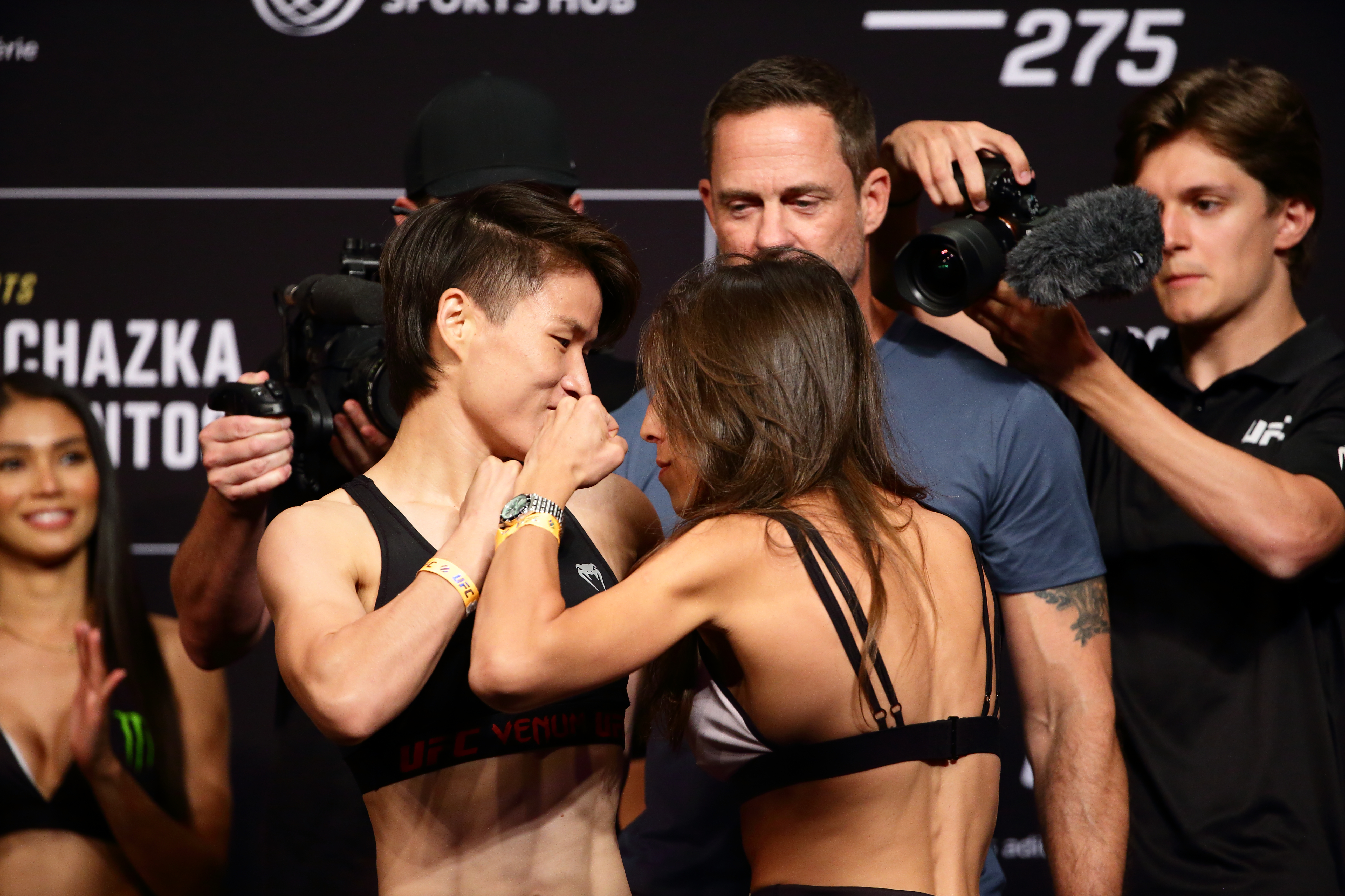 Zhang Weili of China (L) and Joanna Jedrzejczyk&nbsp;of Poland (R) face off during the UFC 275 Weigh-Ins at Singapore Indoor Stadium on June 10, 2022 in Singapore.