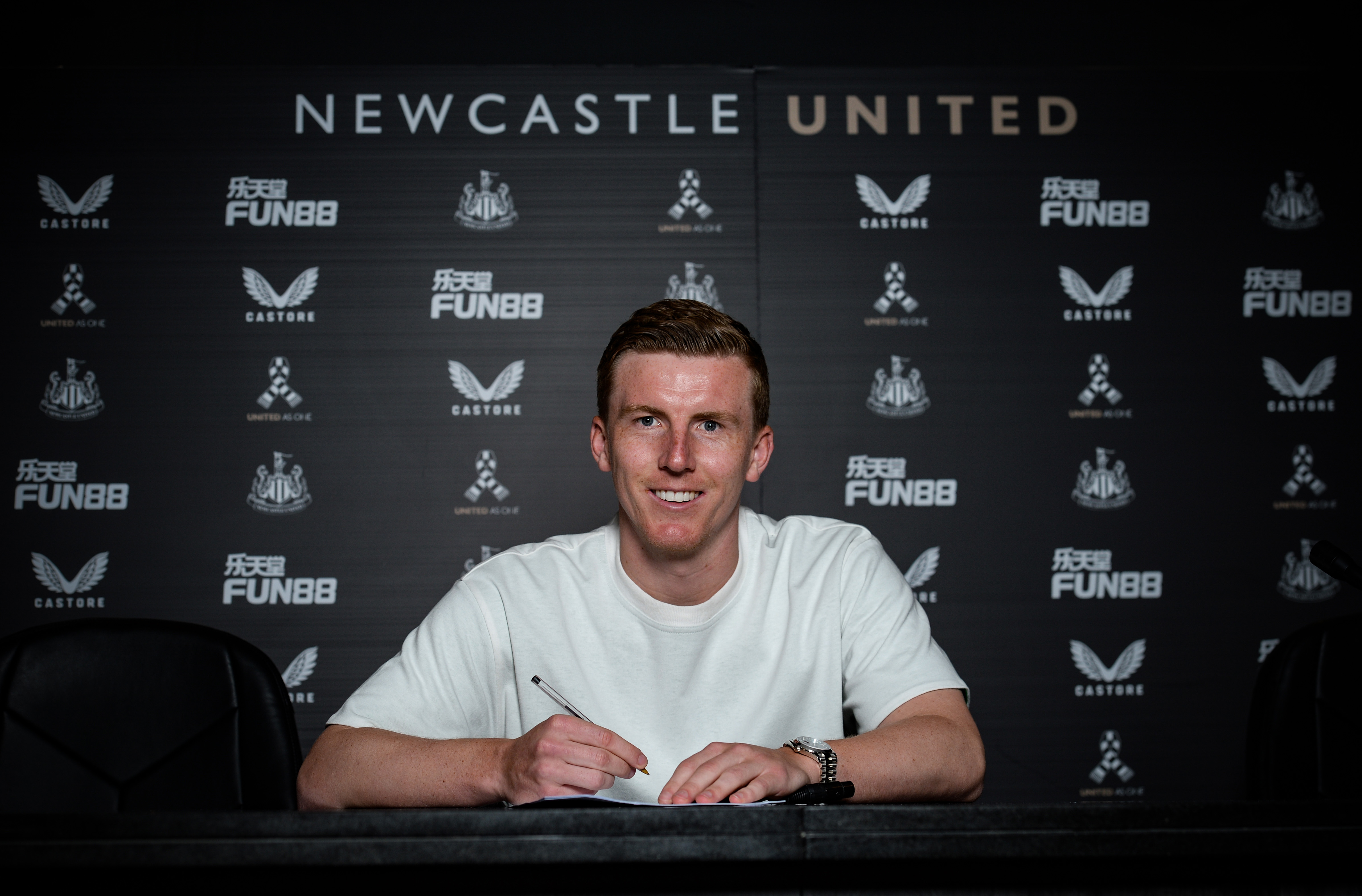 Newcastle United Announce Signing Matt Targett - Premier League
