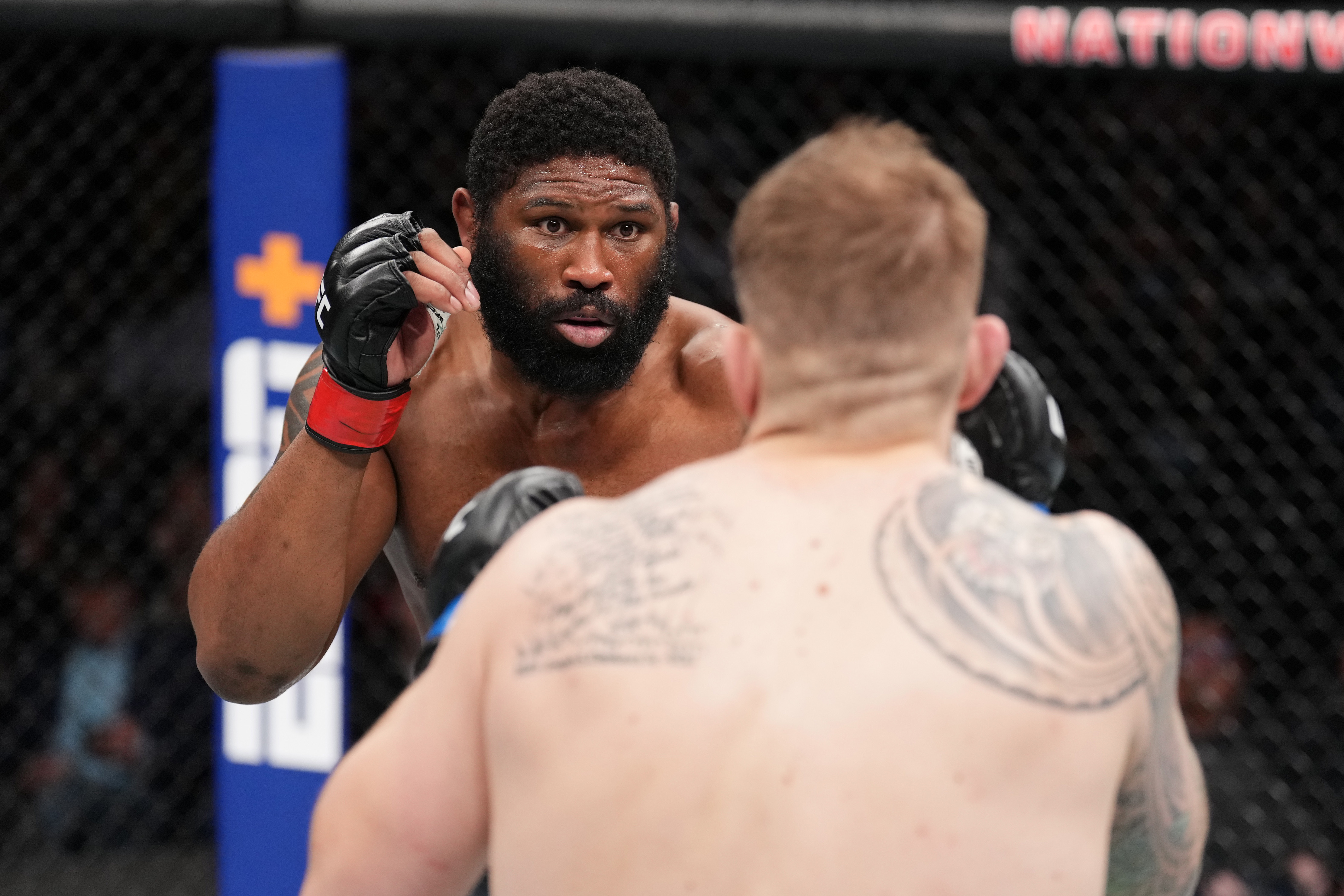 Curtis Blaydes battles Chris Daukaus in a heavyweight fight during the UFC Fight Night event at Nationwide Arena on March 26, 2022 in Columbus, Ohio.