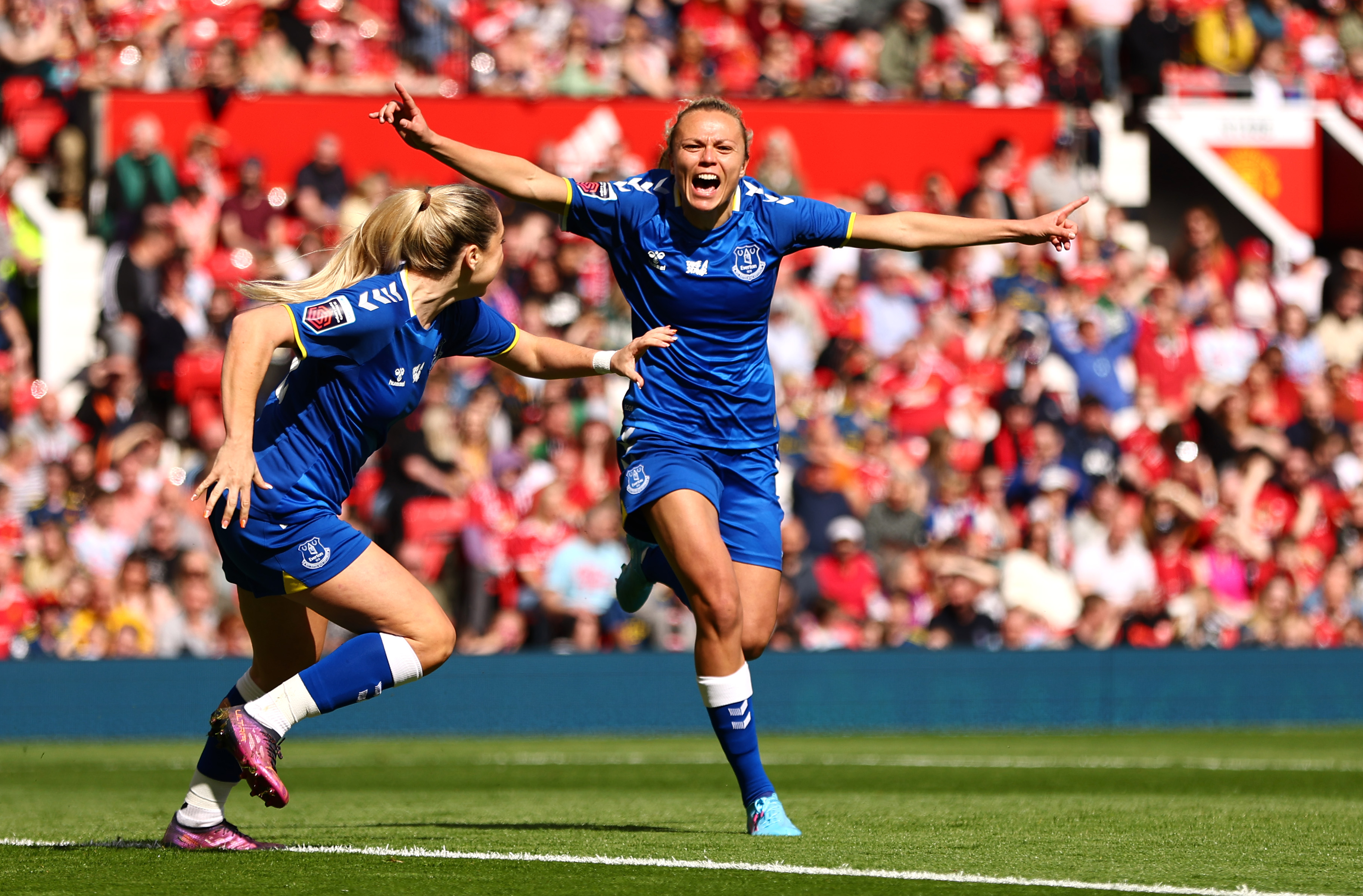 Manchester United Women v Everton Women - Barclays FA Women’s Super League