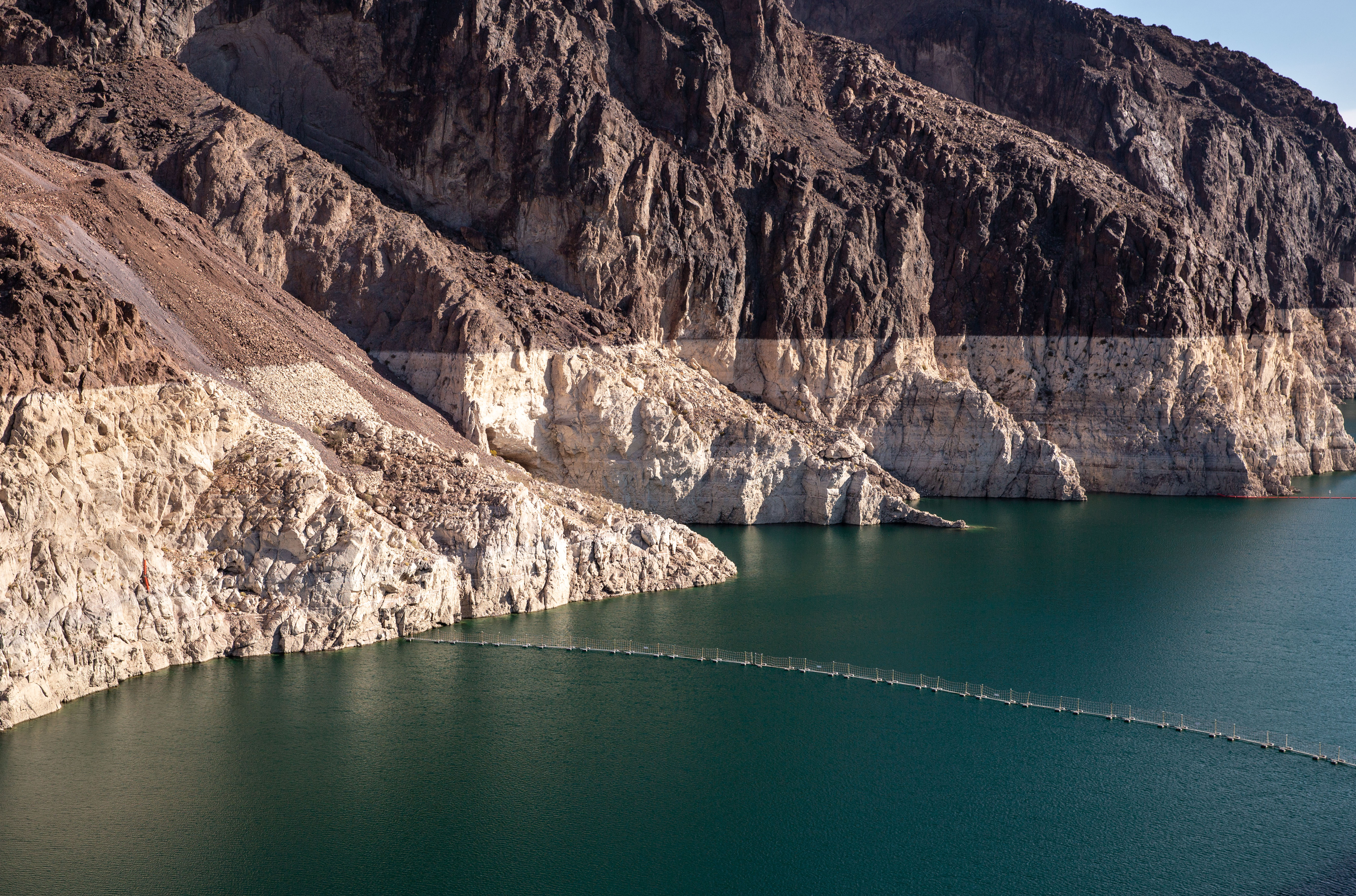 Lake Mead Water Level Continues to Drop