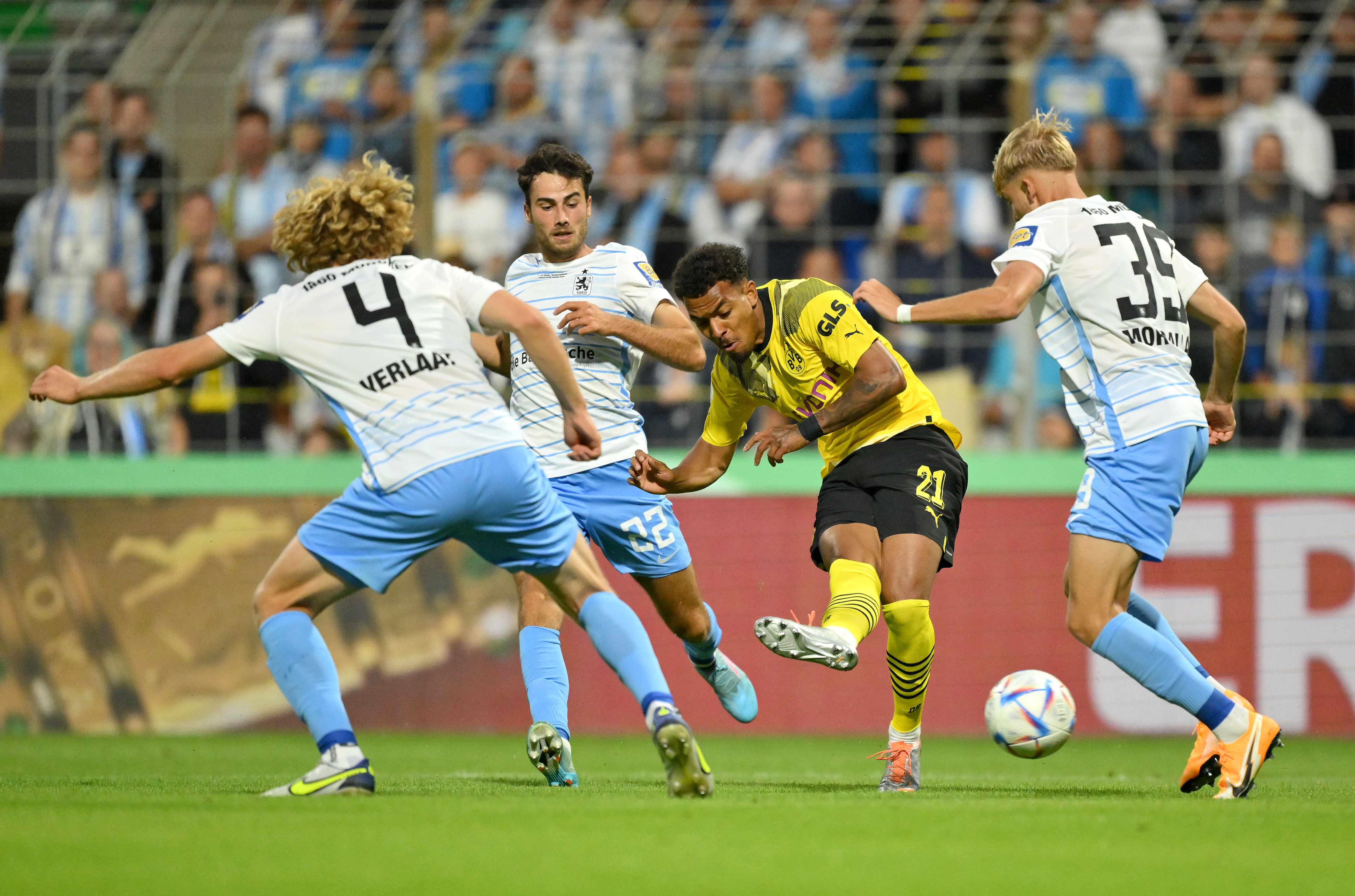 TSV 1860 München v Borussia Dortmund - DFB Cup: First Round