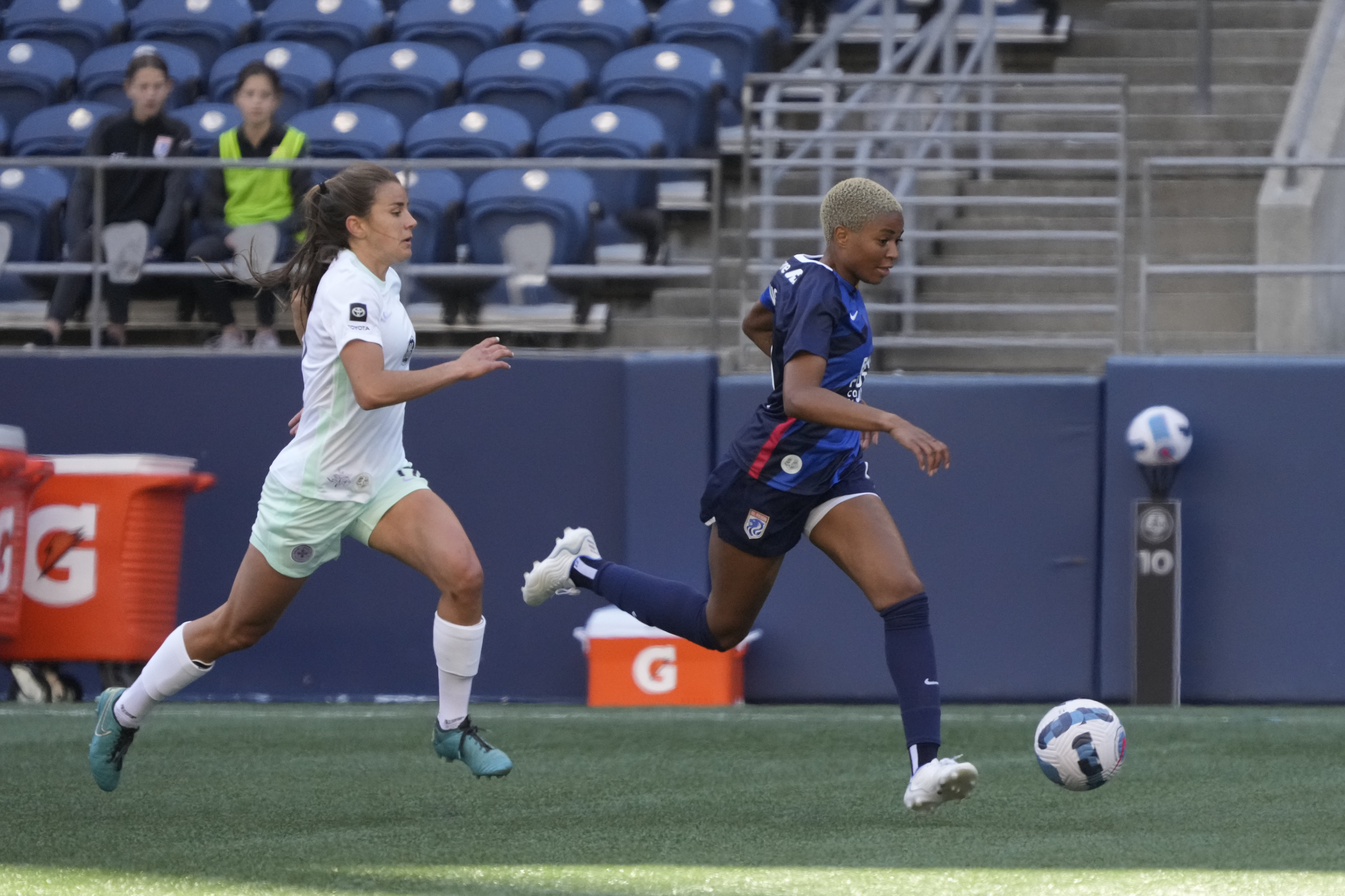NWSL: Racing Louisville FC at OL Reign