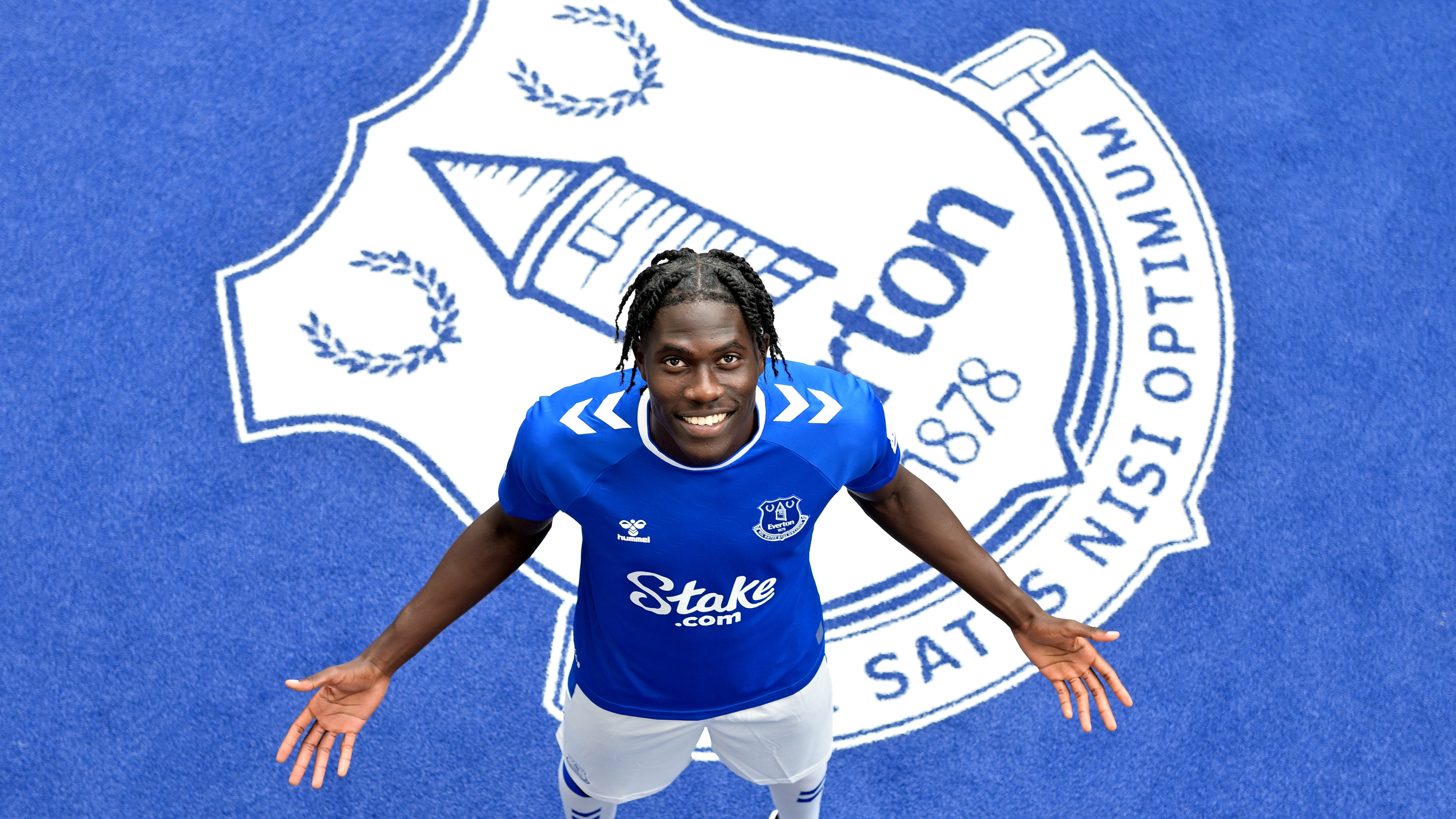 Everton Unveil New Signing Amadou Onana