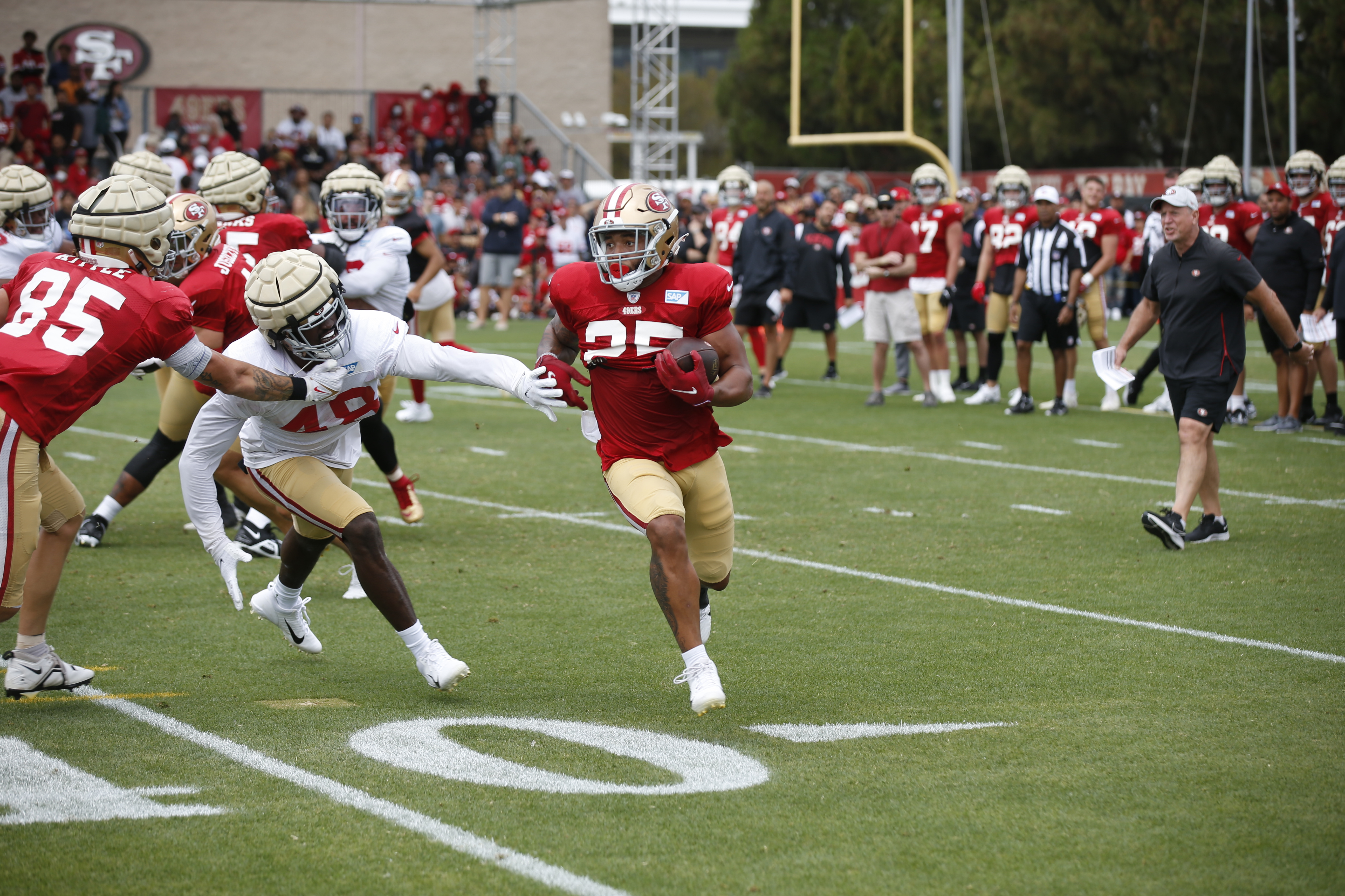 Elijah Mitchell #25 of the San Francisco 49ers during training camp at the SAP Performance Facility on August 1, 2022 in Santa Clara, California.
