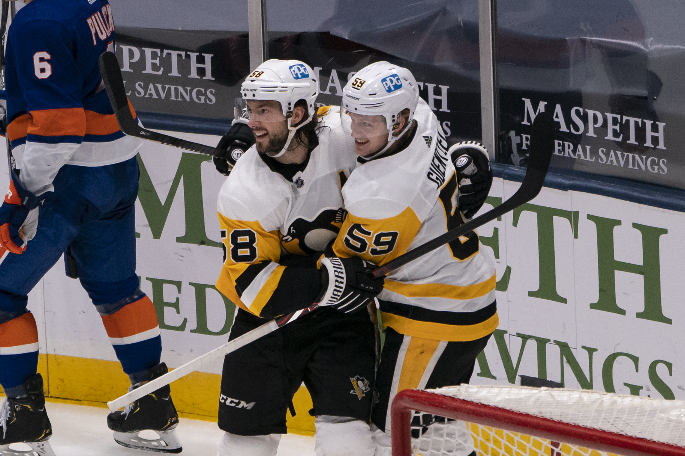 NHL: FEB 27 Penguins at Islanders