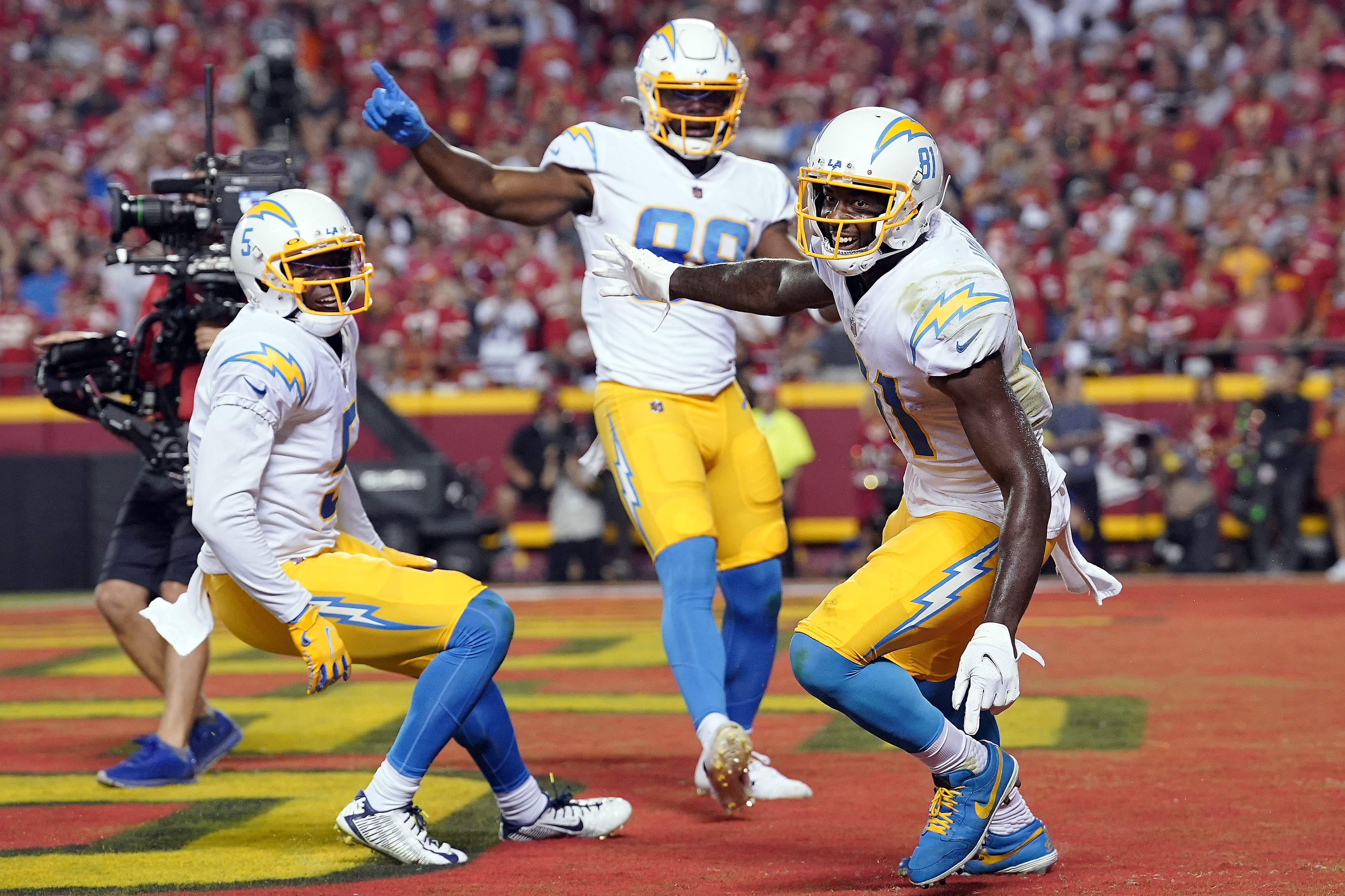 Chargers News: Is LA Giving Us An Idea Of What They Might Do Come