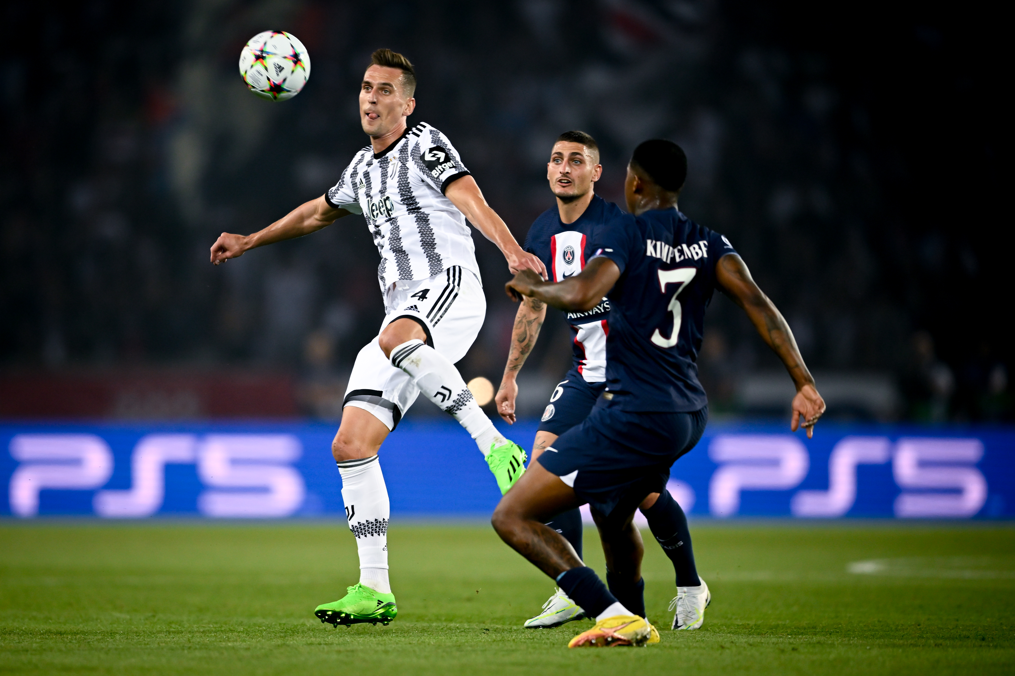 Paris Saint-Germain v Juventus: Group H - UEFA Champions League