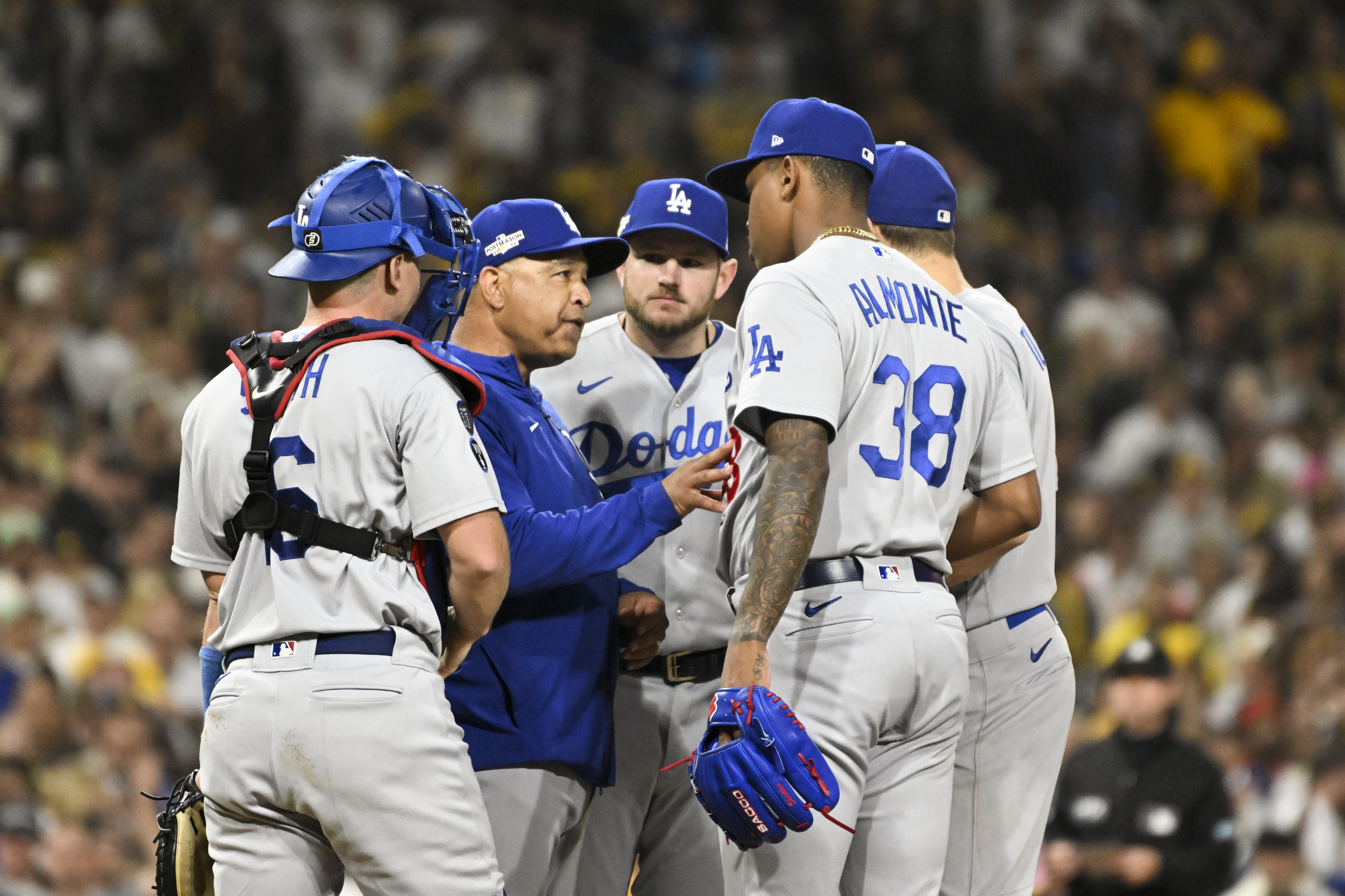 NLDS: Dodgers vs Padres