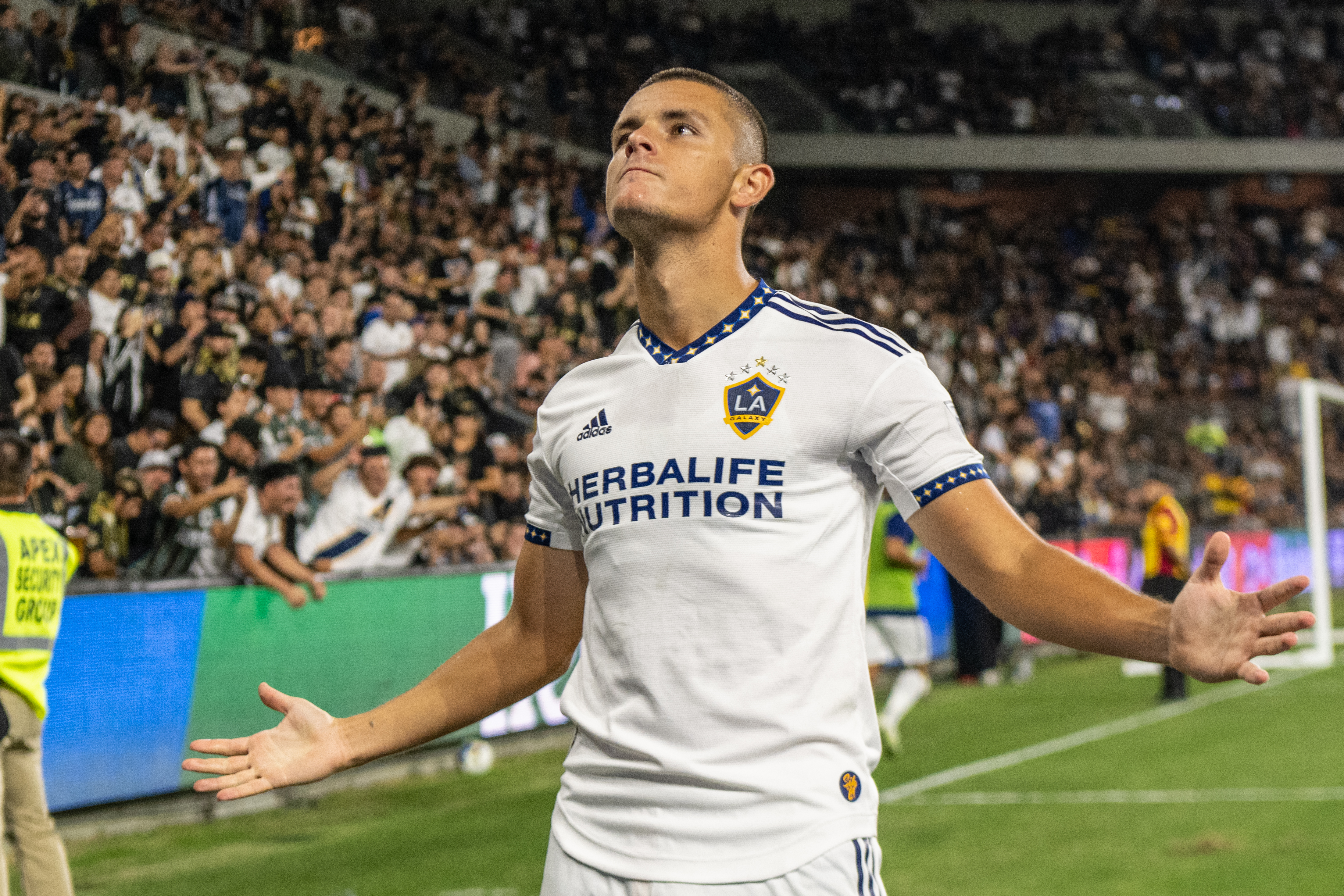 Los Angeles Galaxy v Los Angeles Football Club: Western Conference Semifinals - 2022 MLS Cup Playoffs