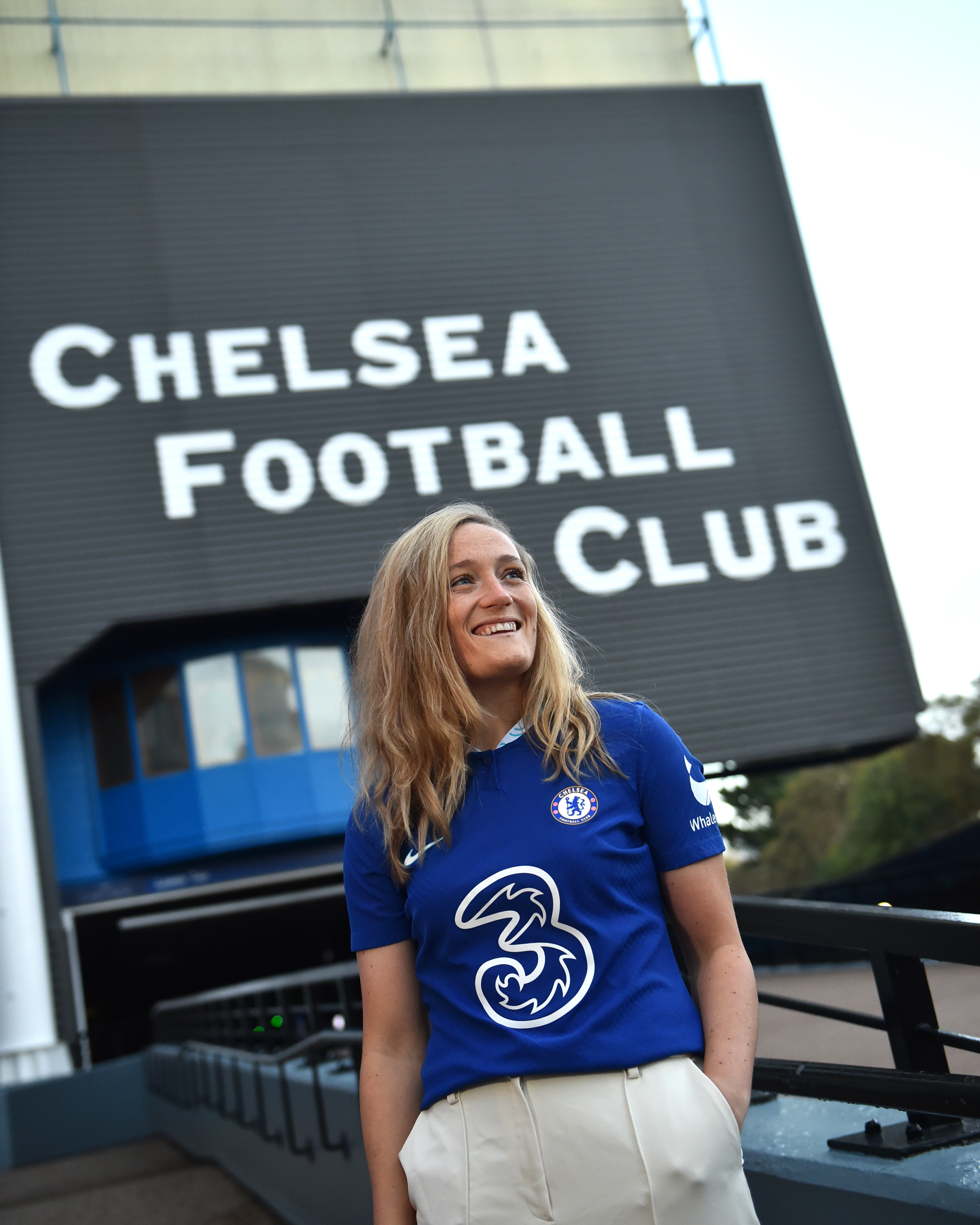 Erin Cuthbert Signs a Contract Extension at Chelsea Women