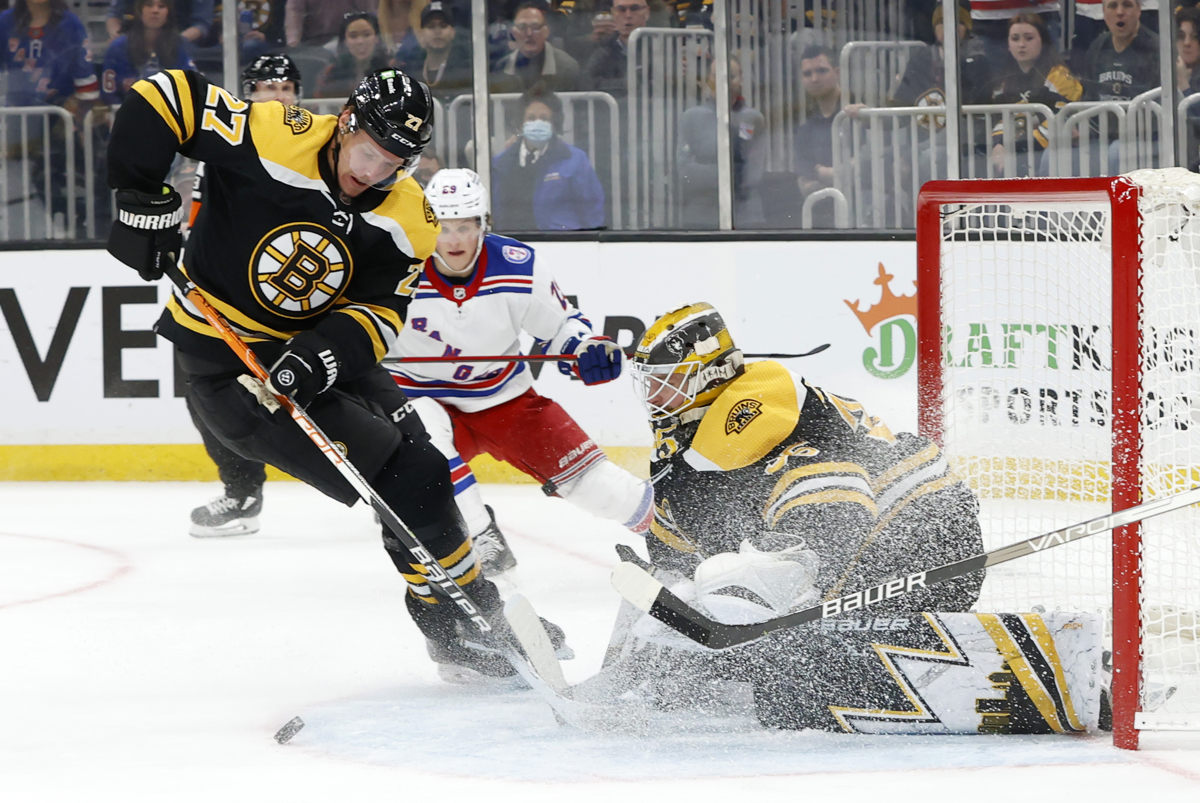 NHL: APR 23 Rangers at Bruins