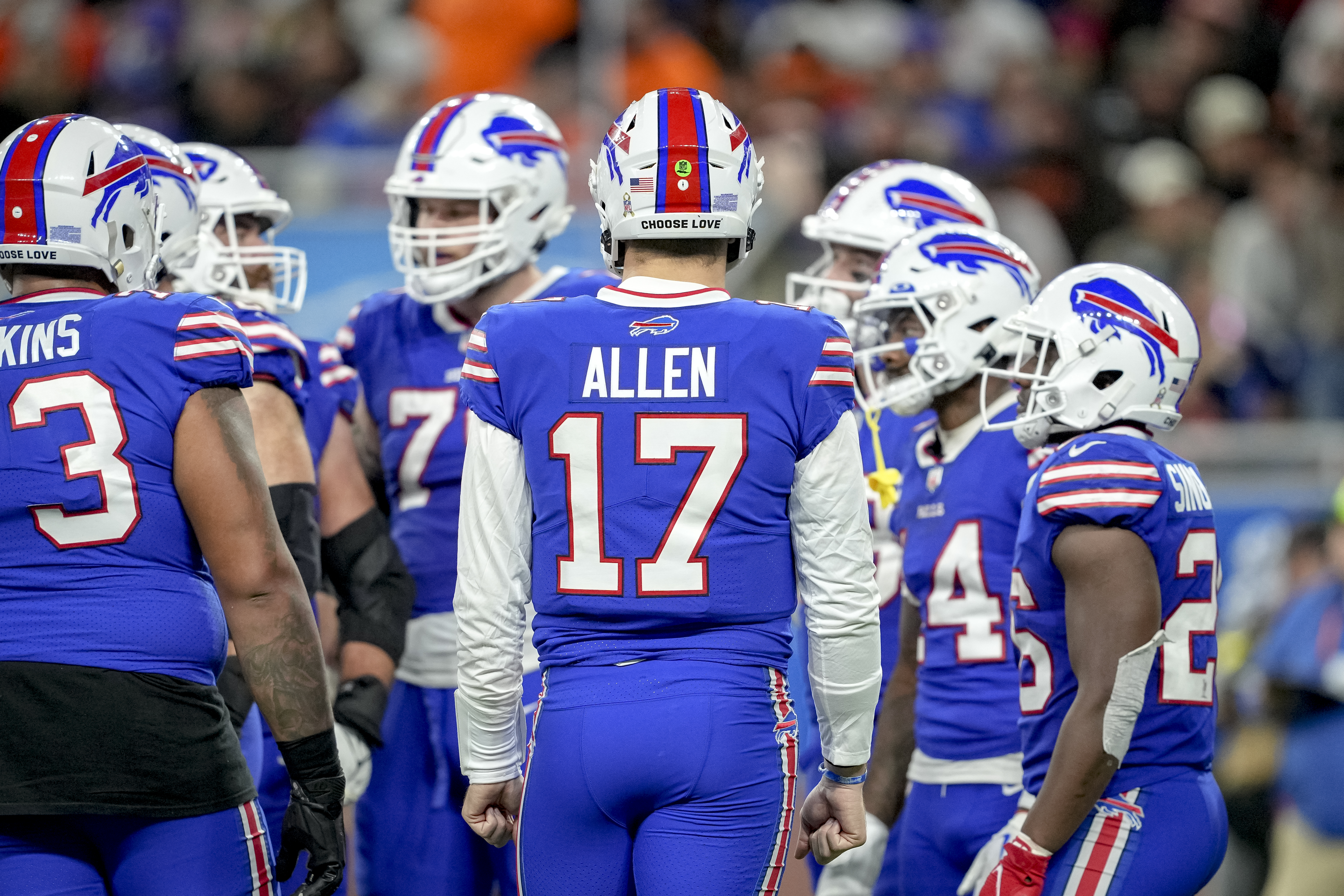 Josh Allen #17 of the Buffalo Bills speaks with his team in a huddle against the Cleveland Browns at Ford Field on November 20, 2022 in Detroit, Michigan.