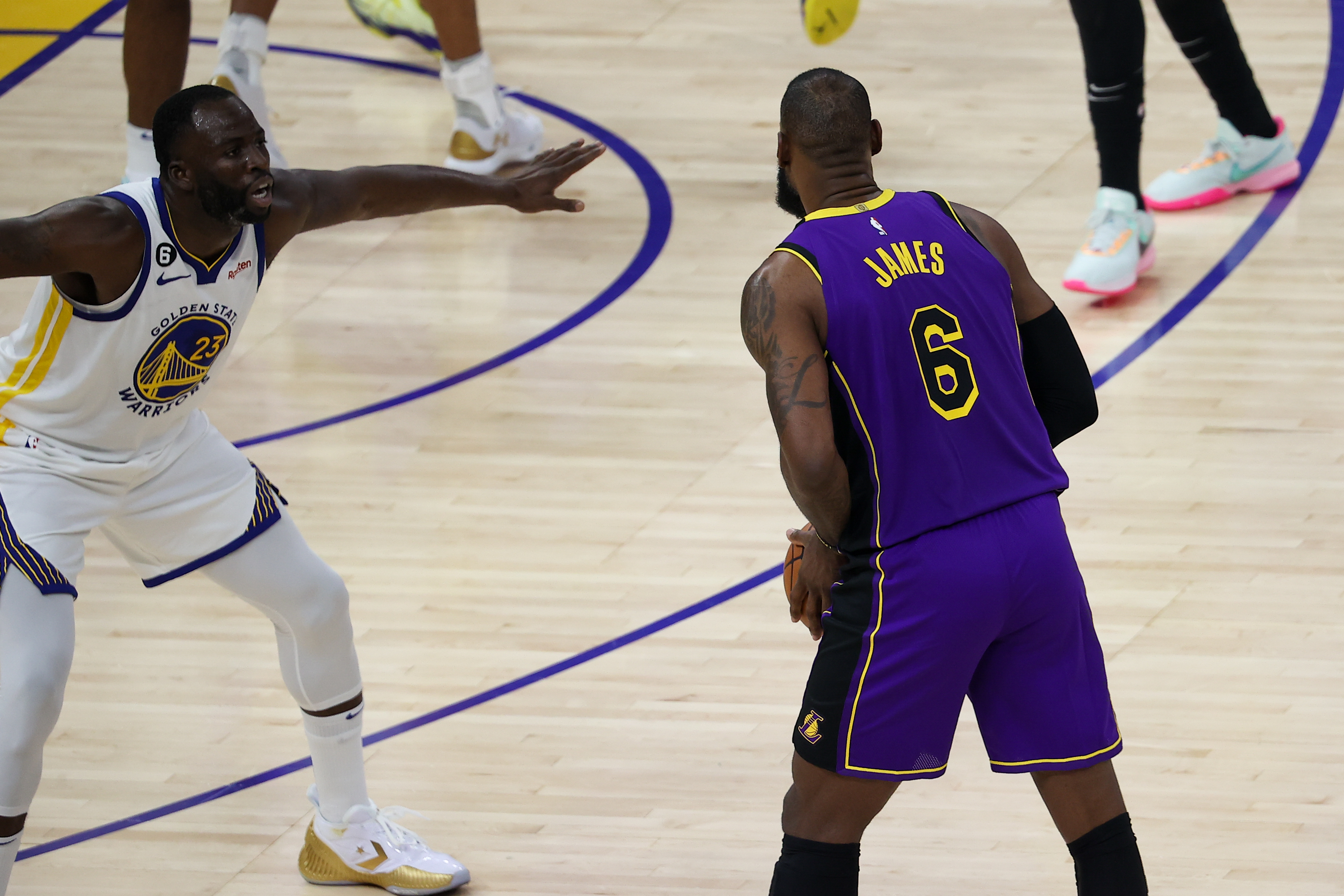 NBA Oct 18: Los Angeles Lakers vs Golden State Warriors