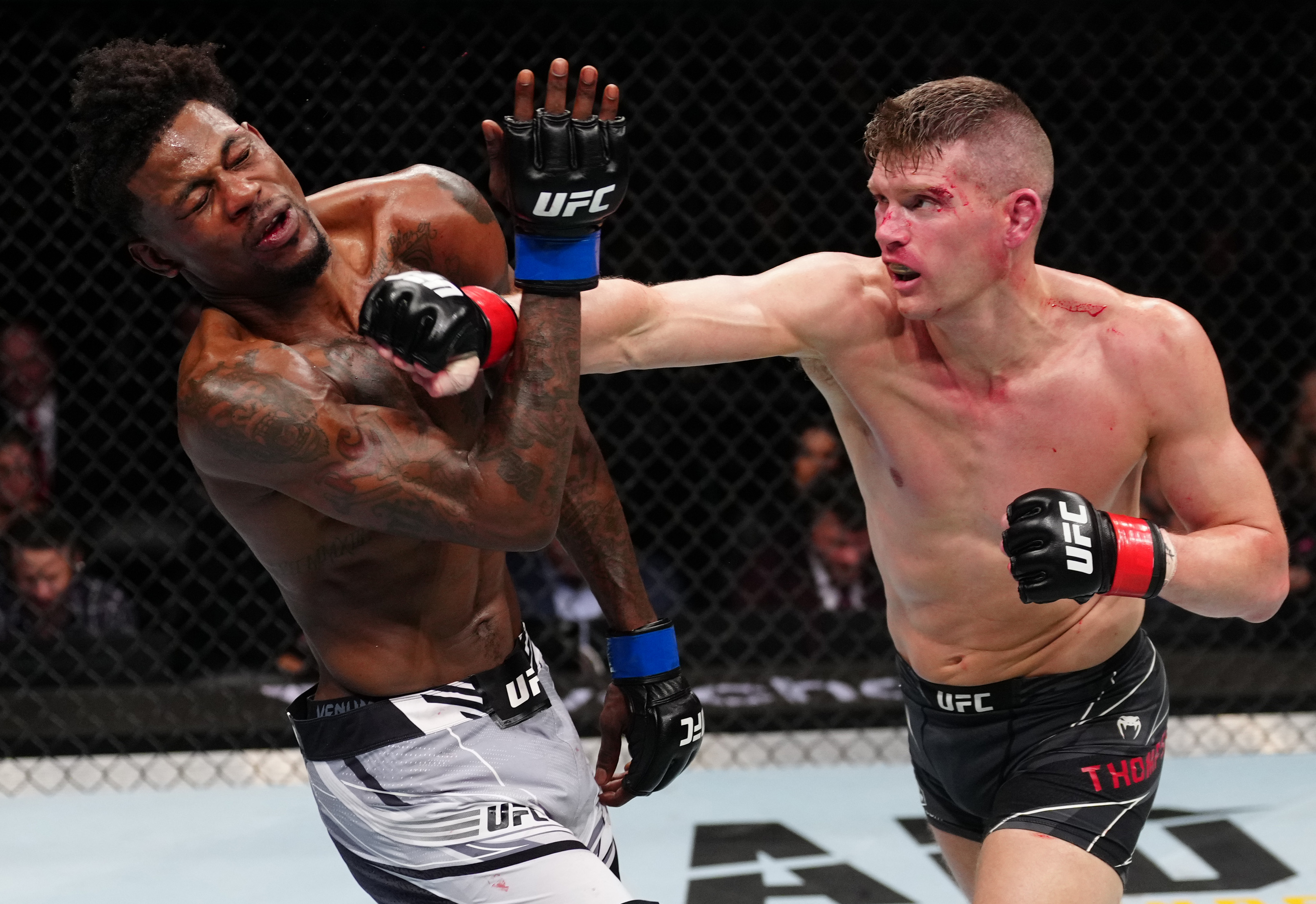 Stephen Thompson TKO’d Kevin Holland by corner stoppage in the UFC Orlando main event