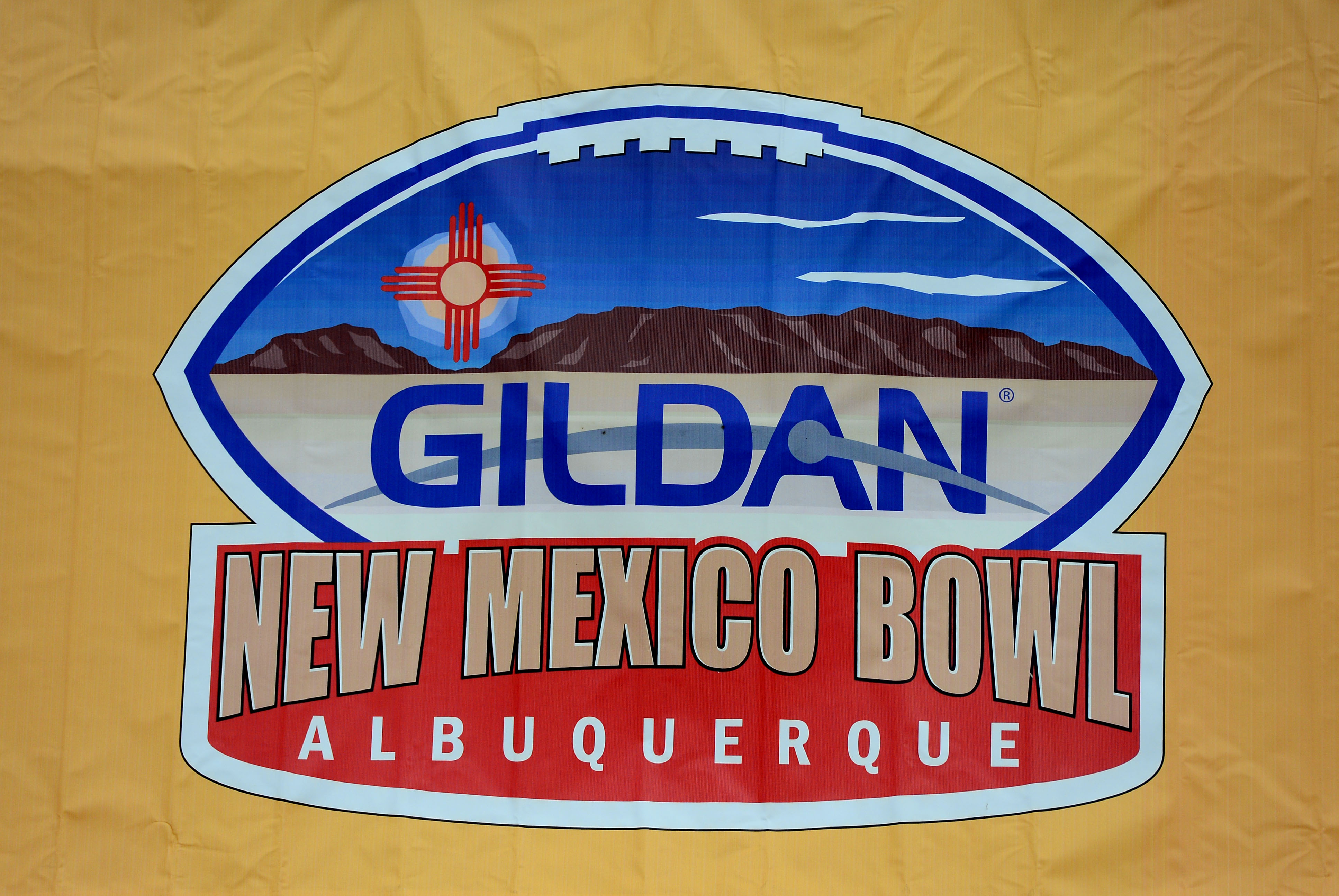 NCAA Football: New Mexico Bowl-Nevada vs Arizona