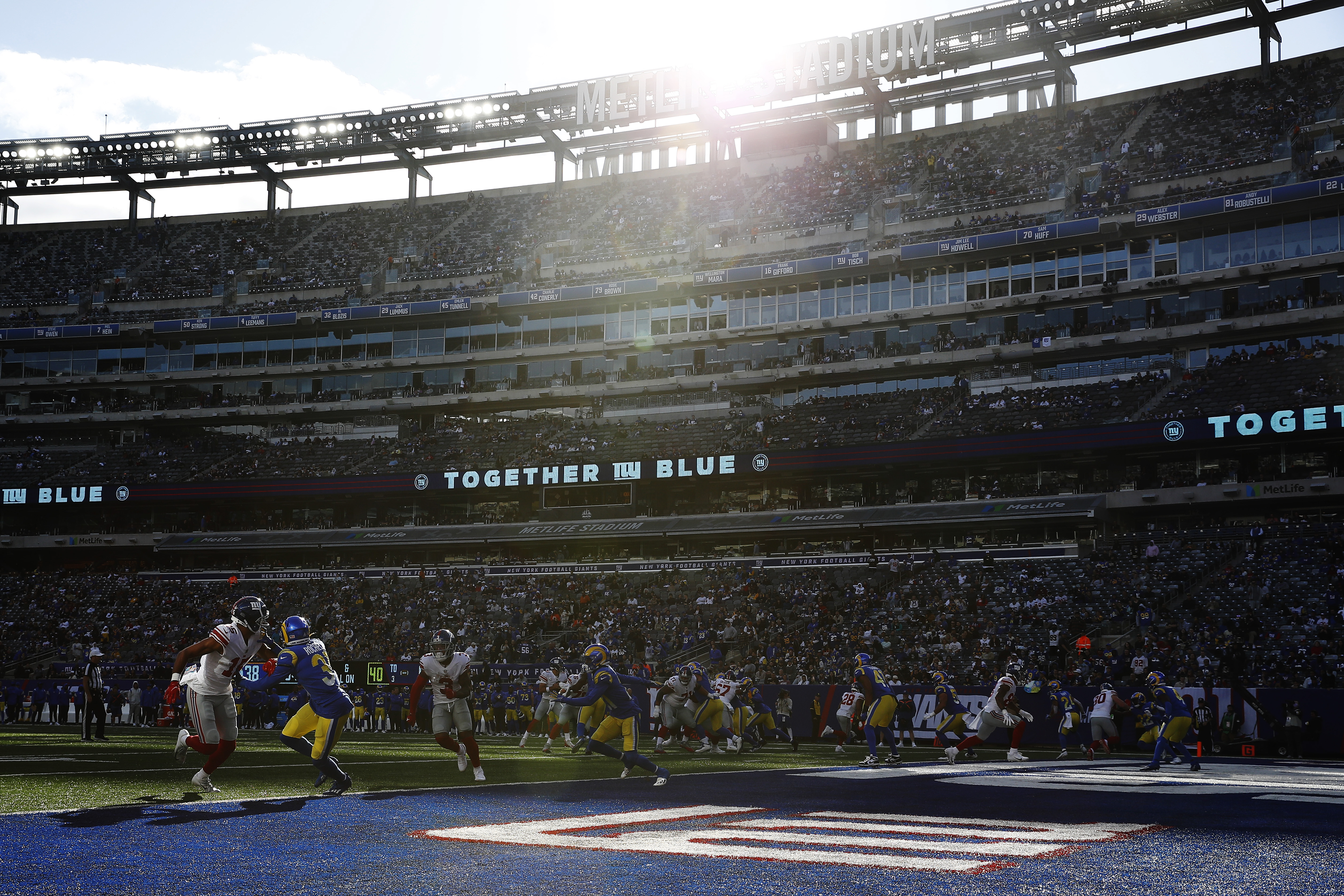 A general view of action during the second half between the Los Angeles Rams and the New York Giants at MetLife Stadium on October 17, 2021 in East Rutherford, New Jersey.