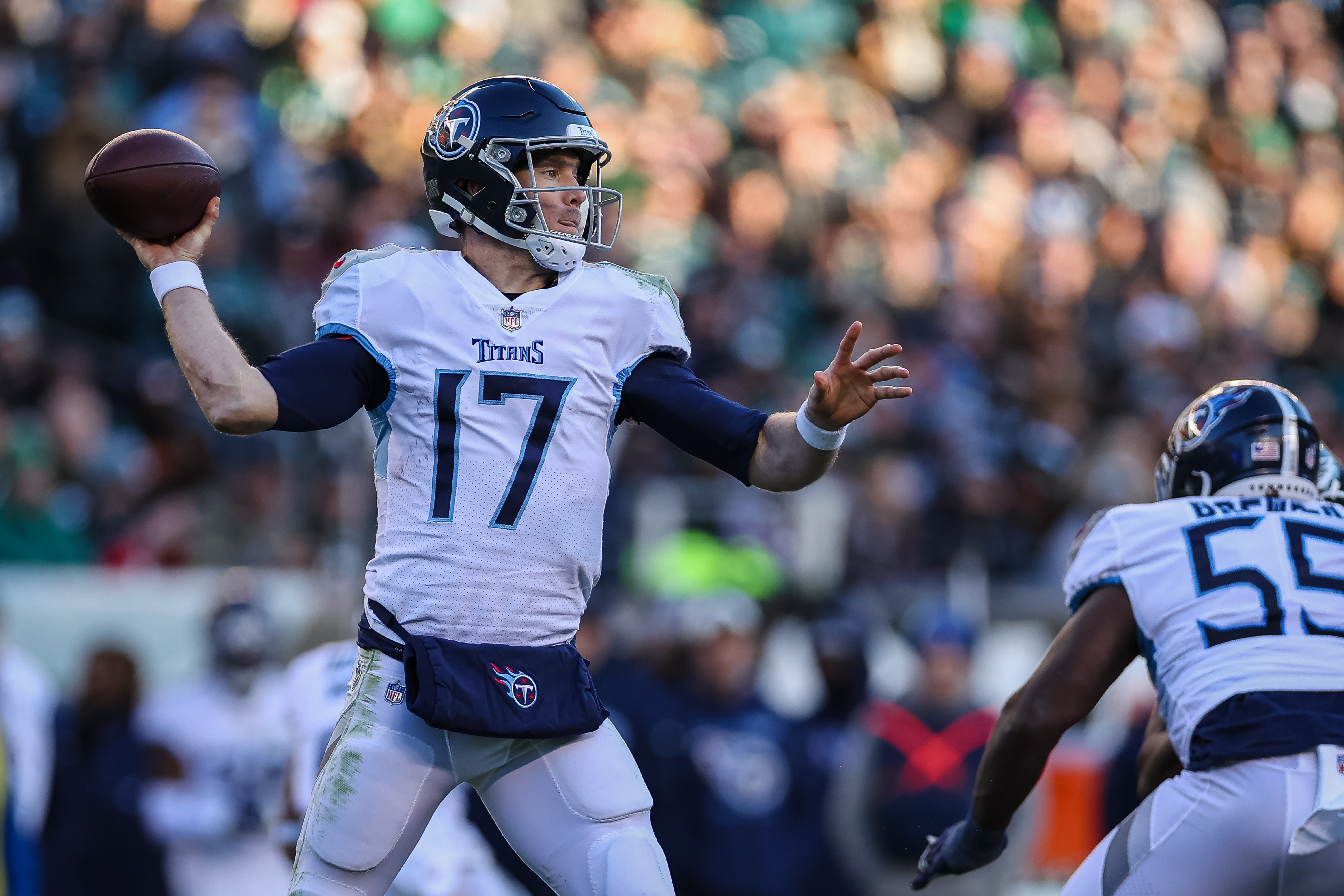 Ryan Tannehill #17 of the Tennessee Titans attempts a pass against the Philadelphia Eagles during the second half at Lincoln Financial Field on December 4, 2022 in Philadelphia, Pennsylvania.