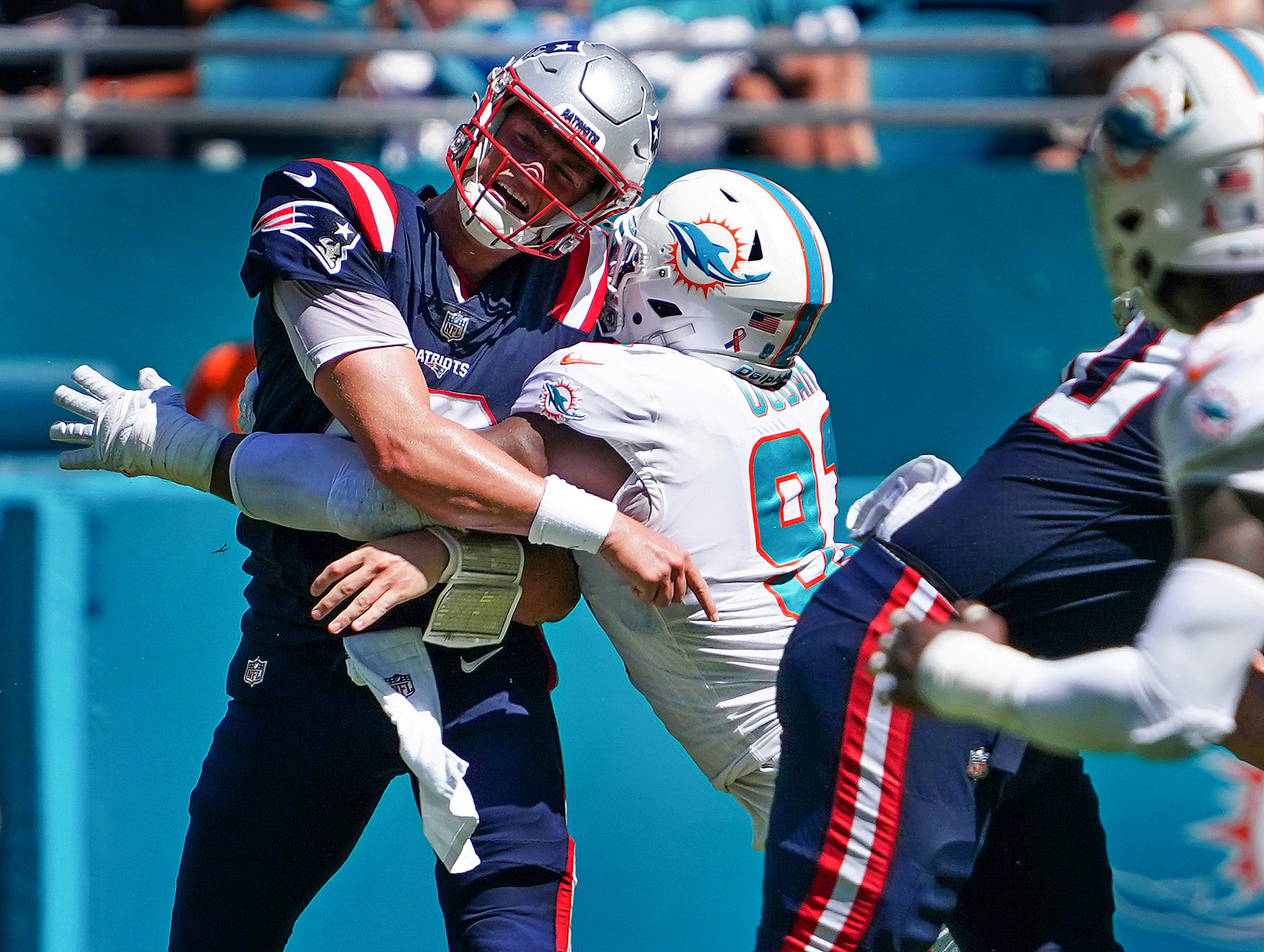 New England Patriots Vs Miami Dolphins At Hard Rock Stadium