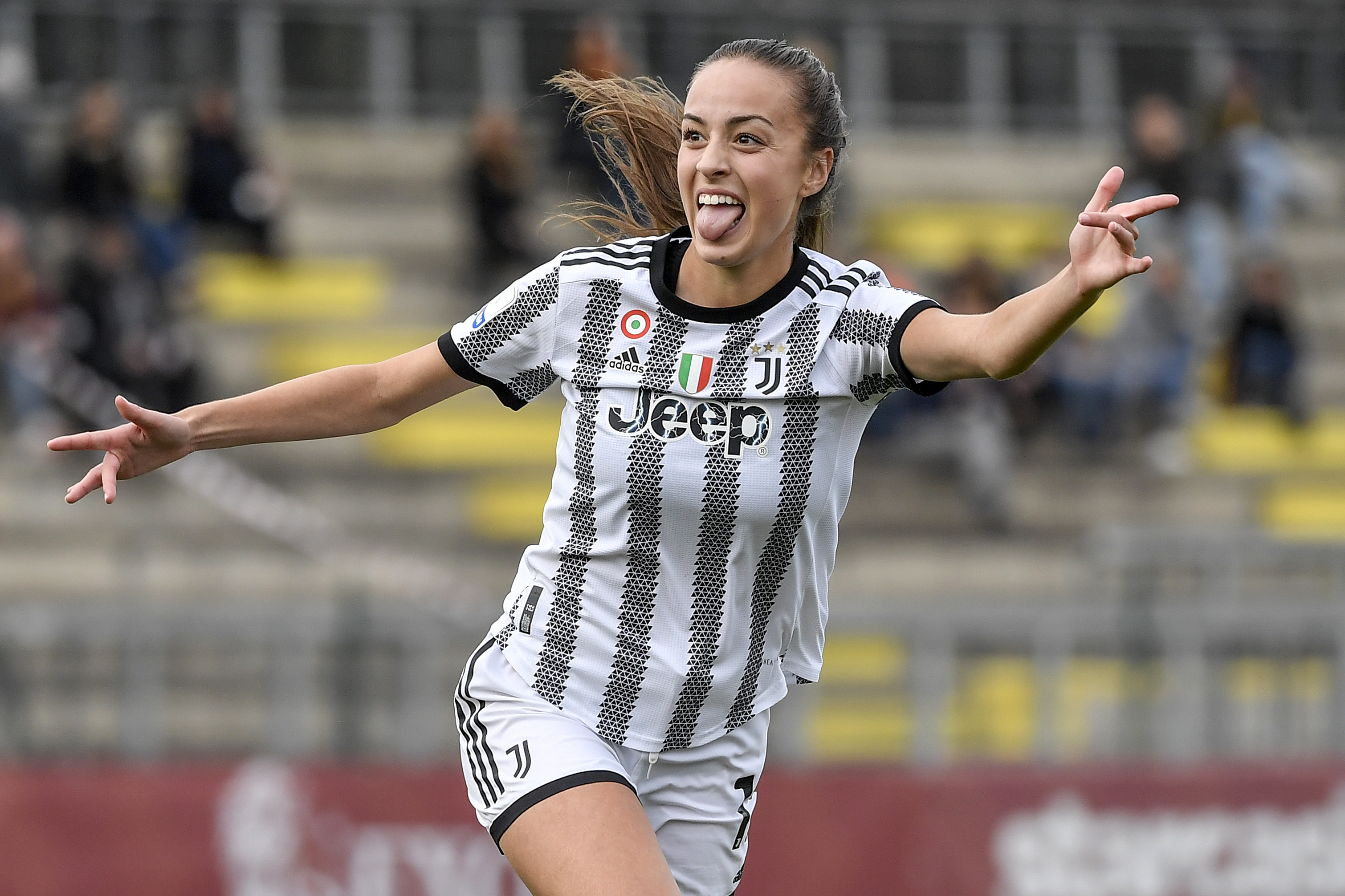 Julia Grosso of Juventus FC celebrates after Cristiana...