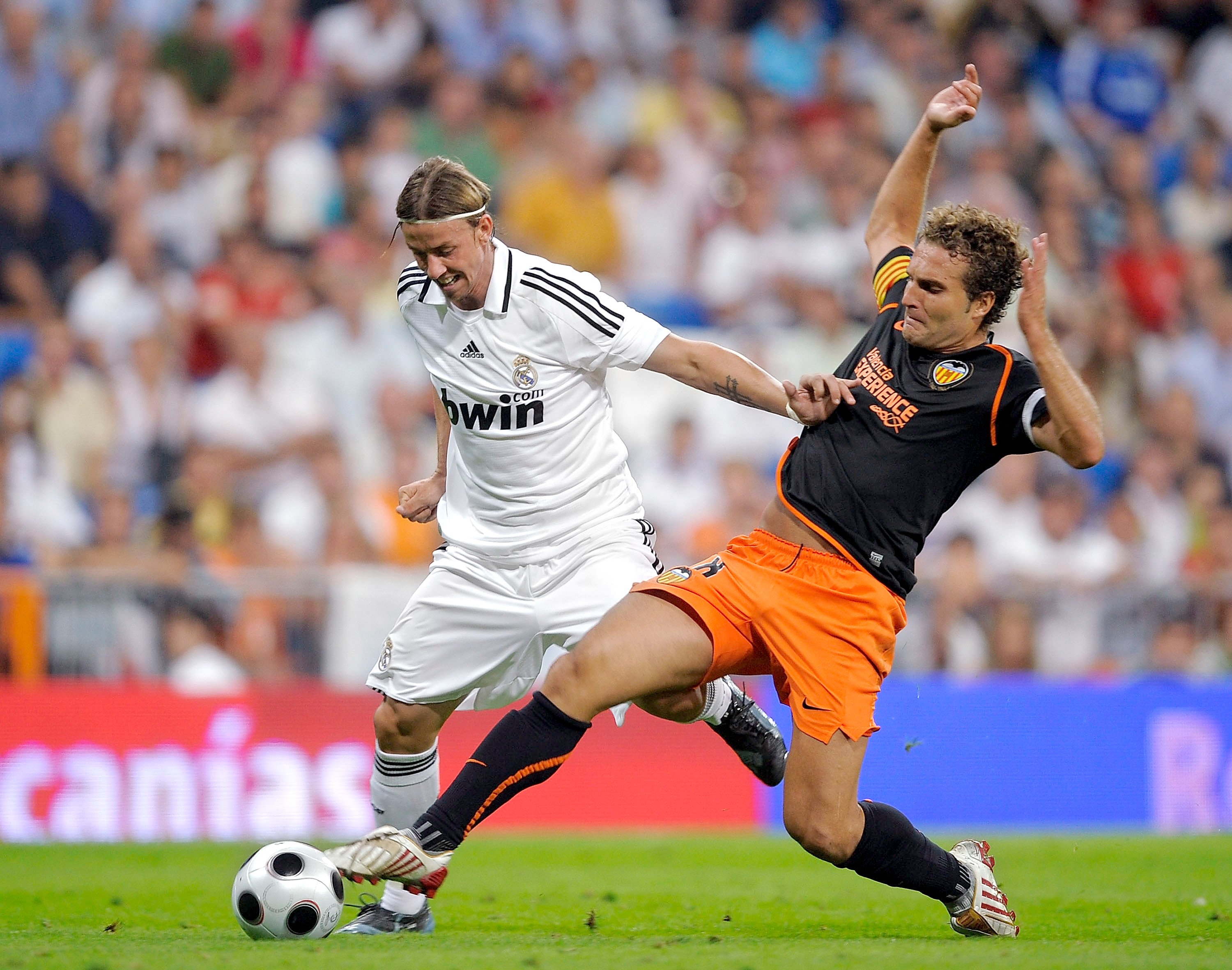 Super Copa Second Leg: Real Madrid V Valencia