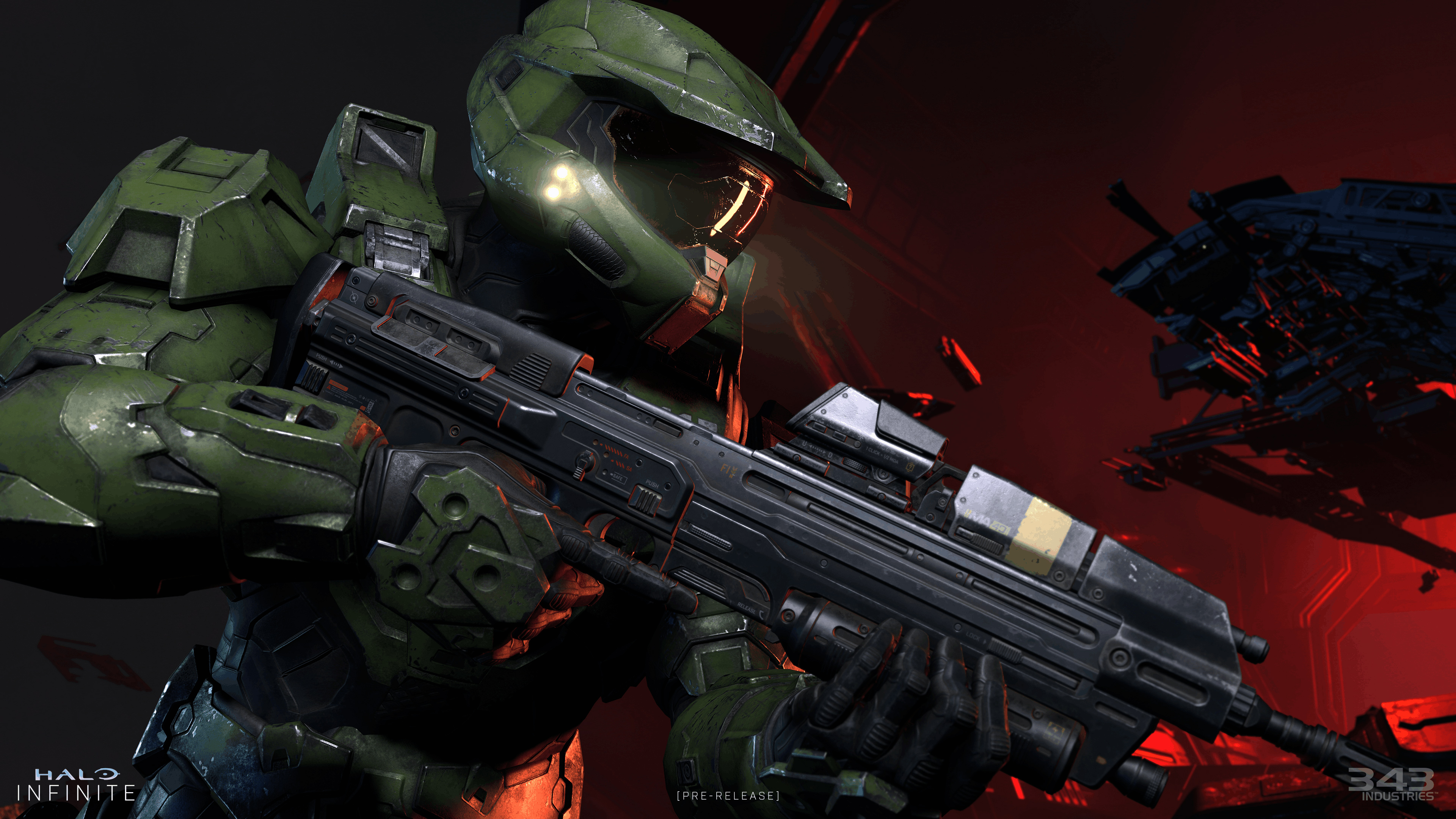 Master Chief holding an MA40 assault rifle in Halo Infinite