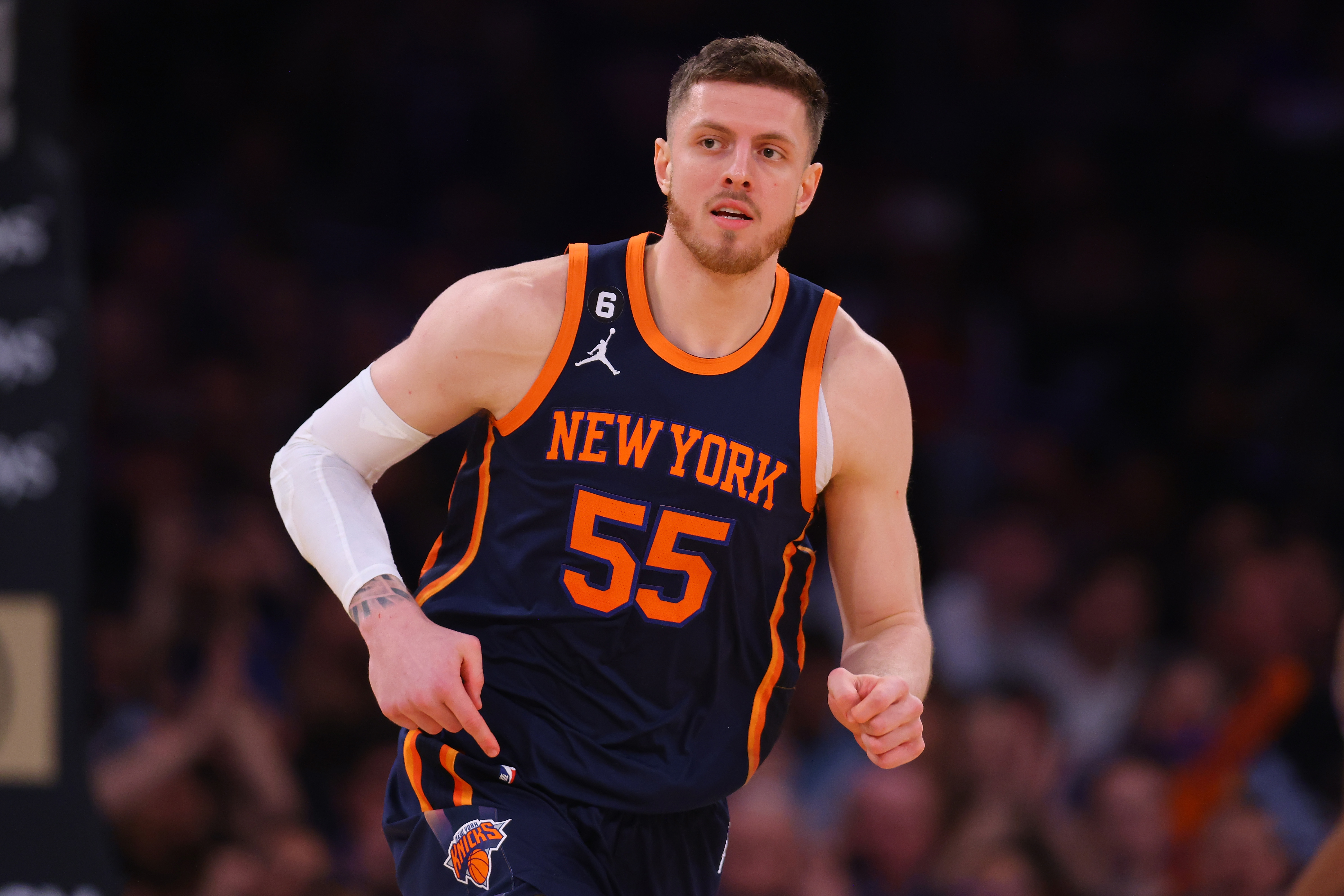 Phoenix Suns v New York Knicks