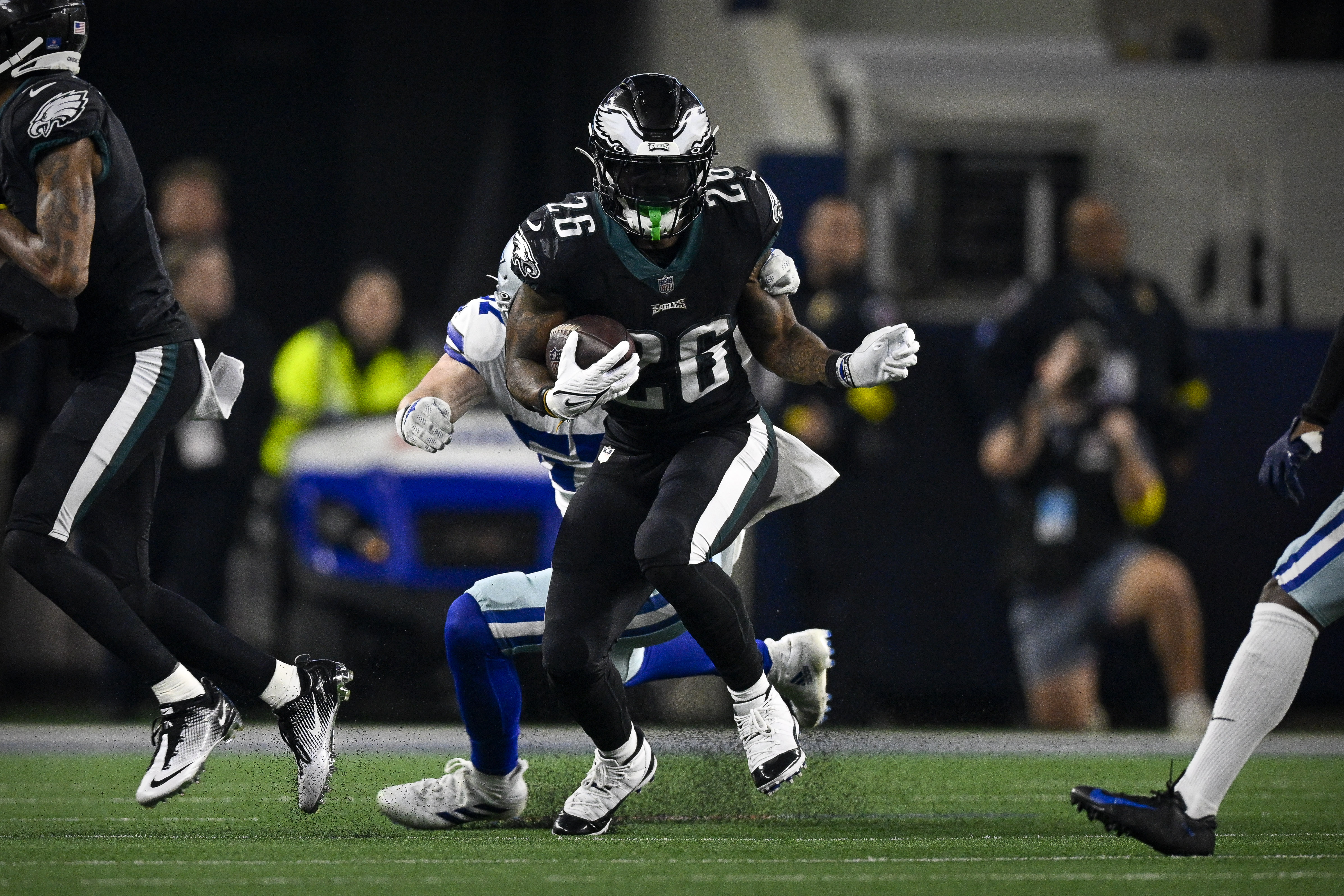 Philadelphia Eagles running back Miles Sanders (26) in action during the game between the Dallas Cowboys and the Philadelphia Eagles at AT&amp;T Stadium.