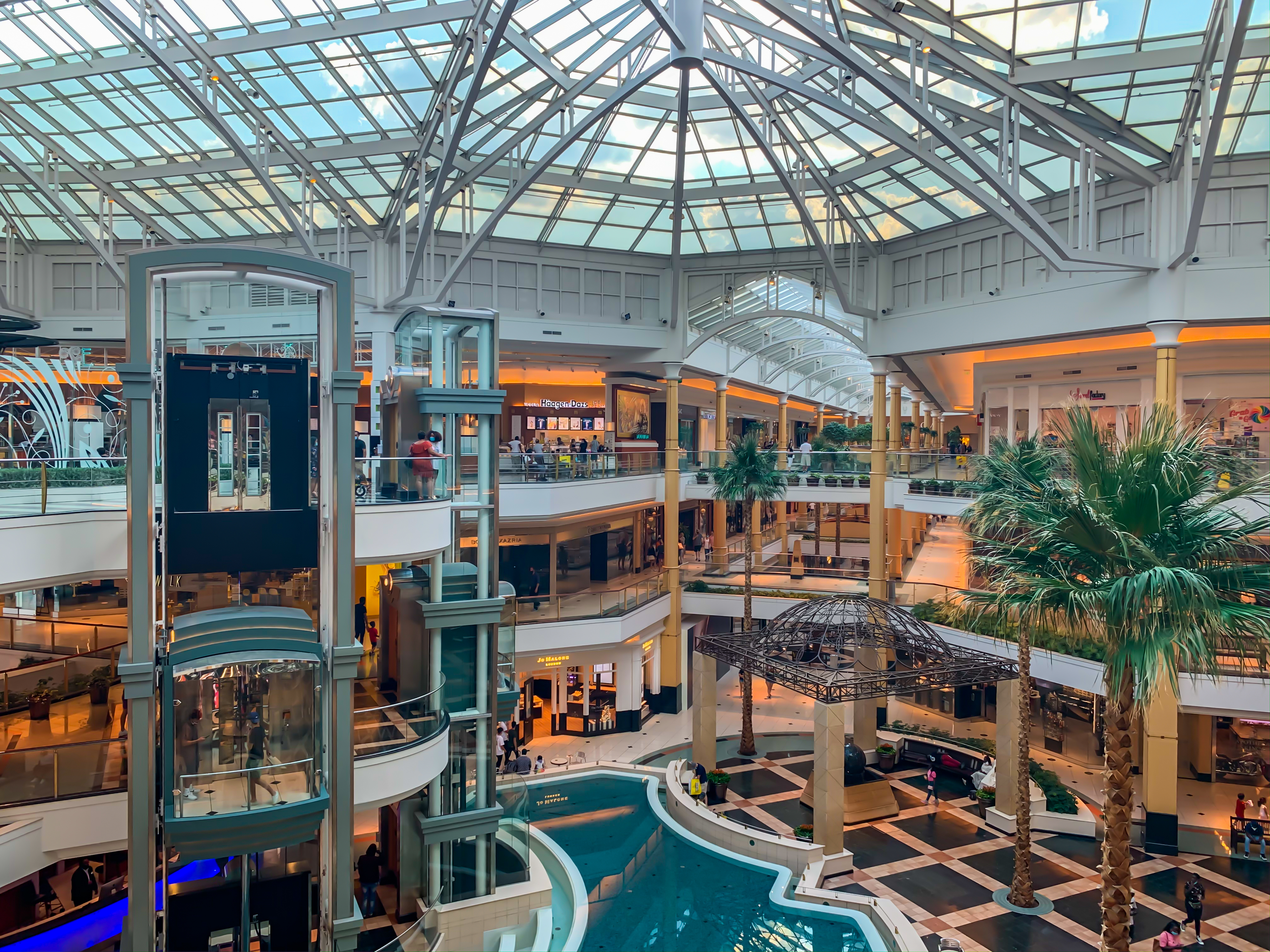 The interior of Somerset Collection, a mall situated in Troy, Michigan.