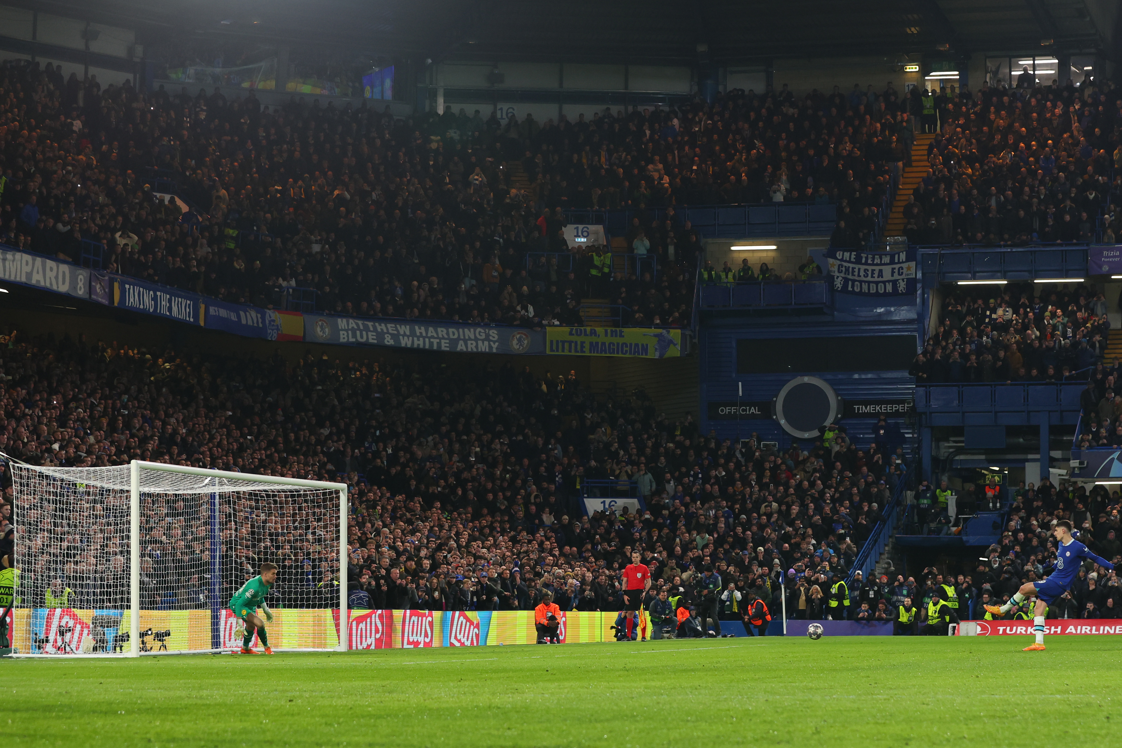 Chelsea FC v Borussia Dortmund: Round of 16 Second Leg - UEFA Champions League