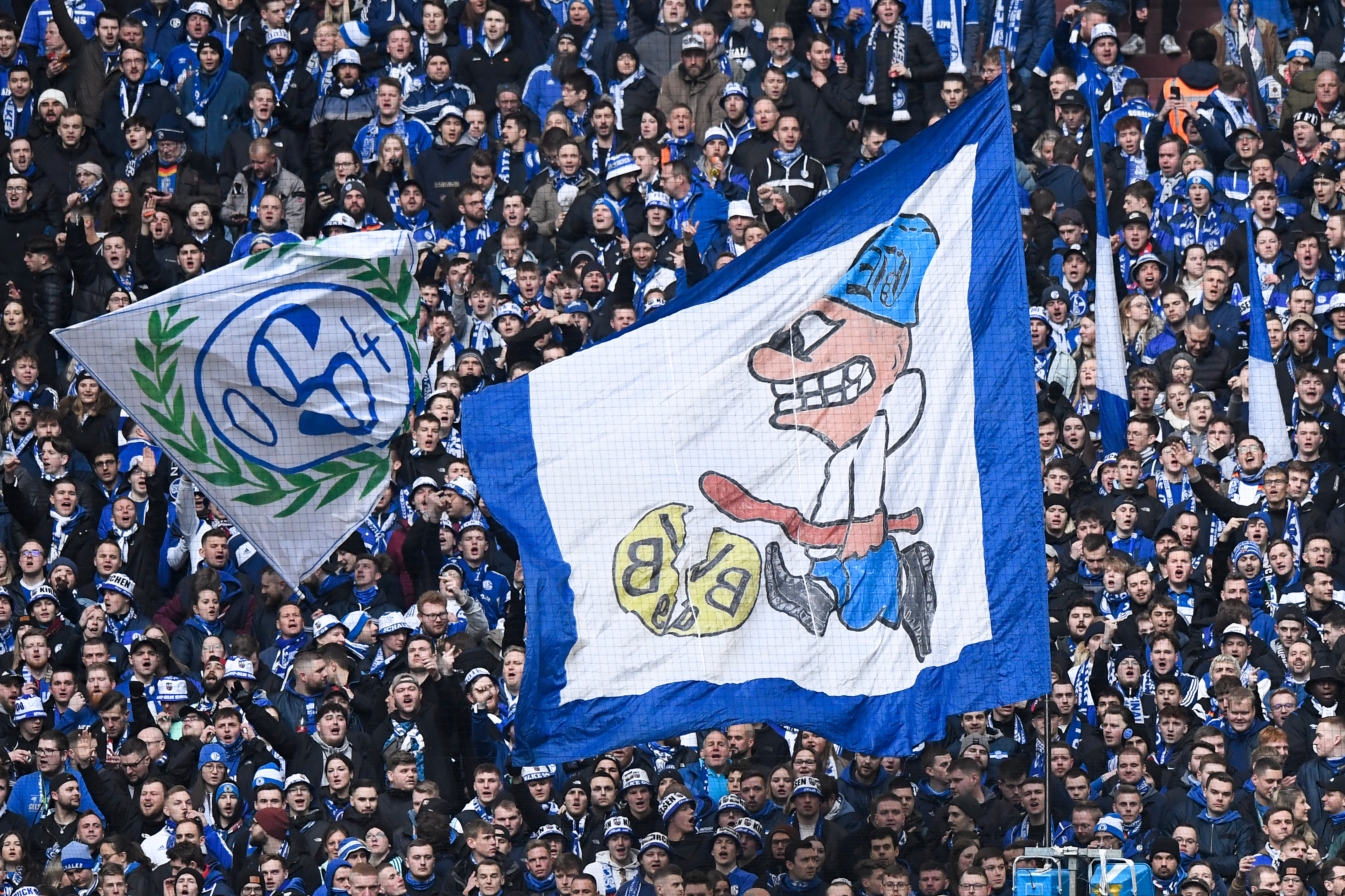 Schalke 04 v Borussia Dortmund - German Bundesliga