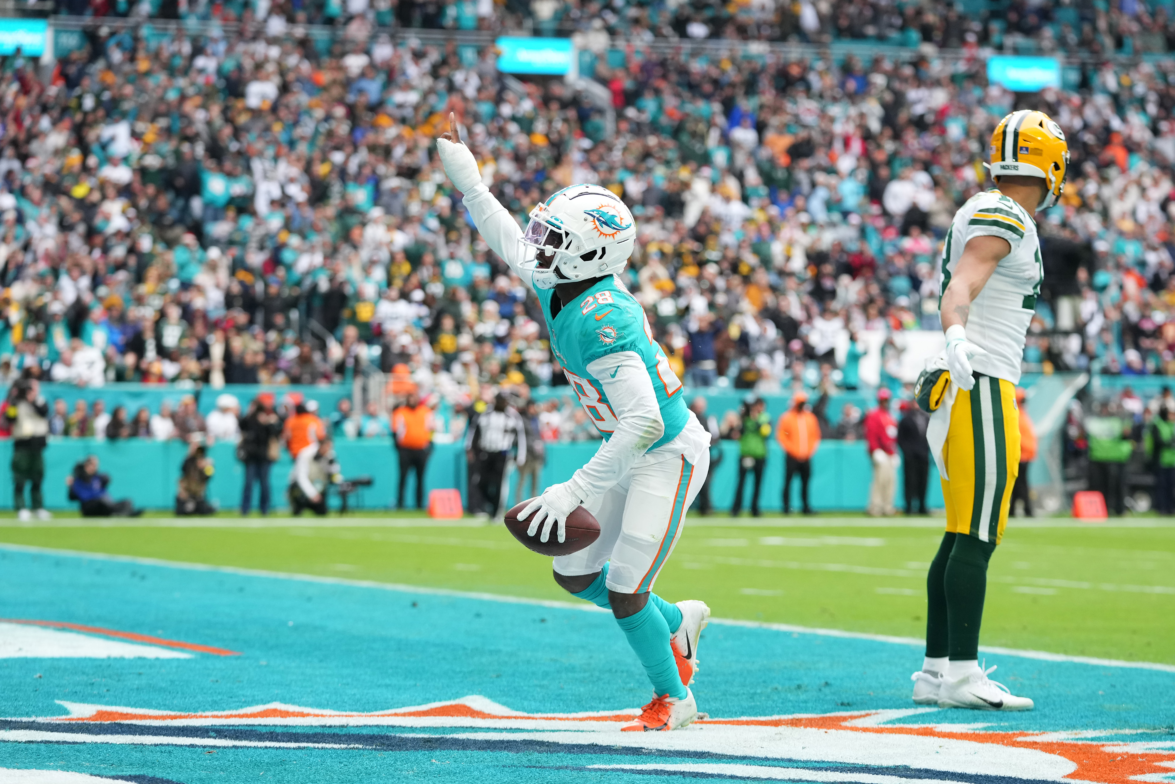 NFL: Green Bay Packers at Miami Dolphins